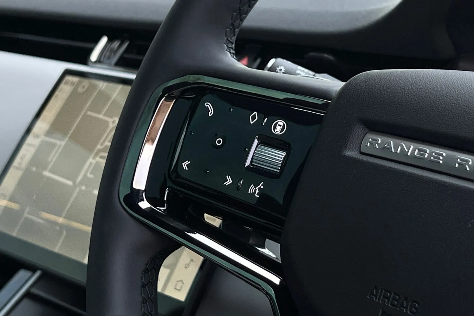 LAND ROVER RANGE ROVER EVOQUE thumbnail image number 47