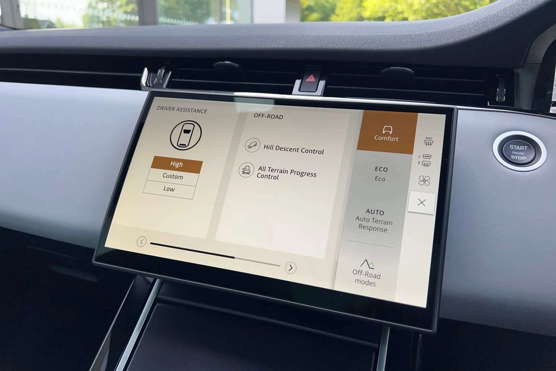 LAND ROVER RANGE ROVER EVOQUE thumbnail image number 57