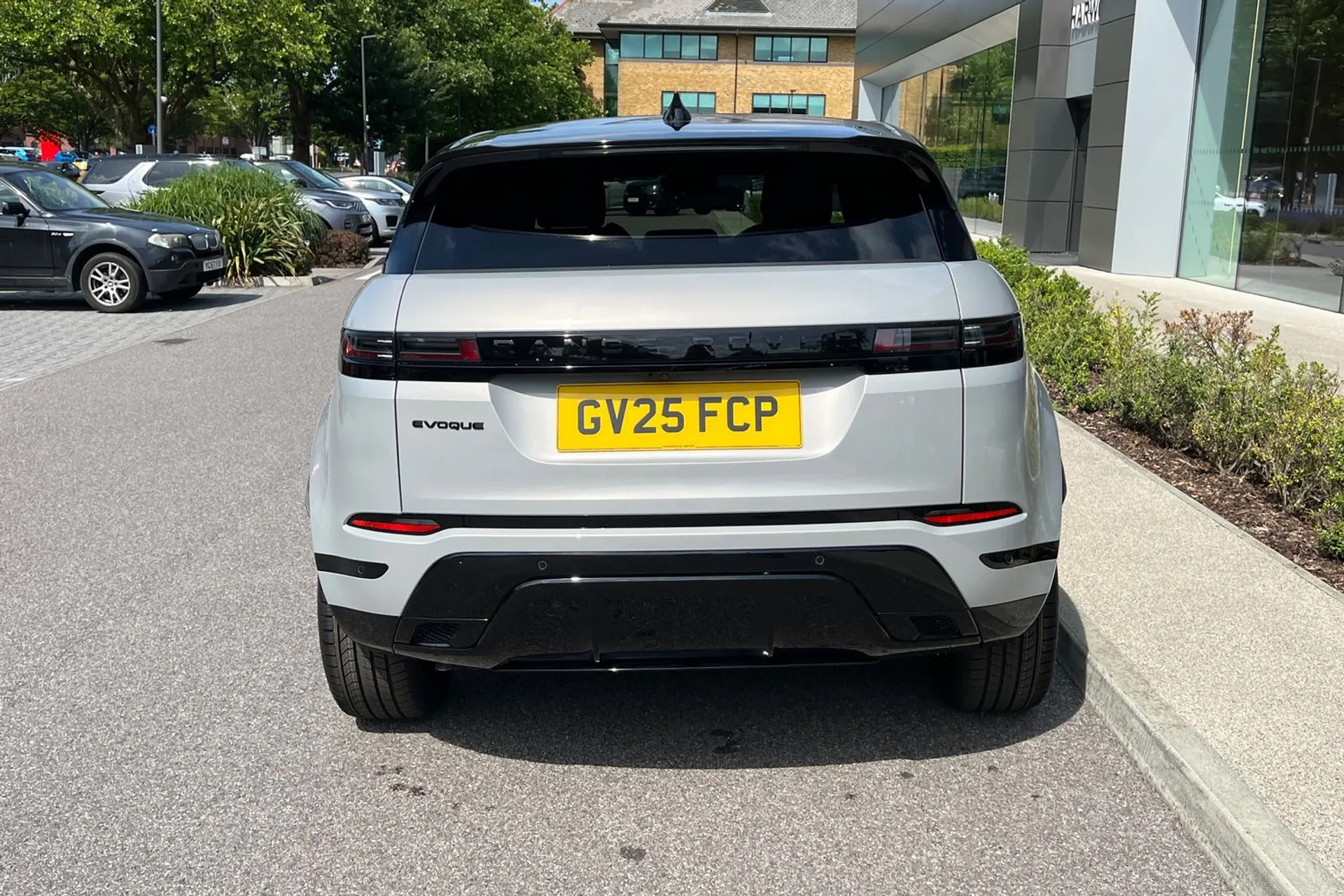 LAND ROVER RANGE ROVER EVOQUE thumbnail image number 14