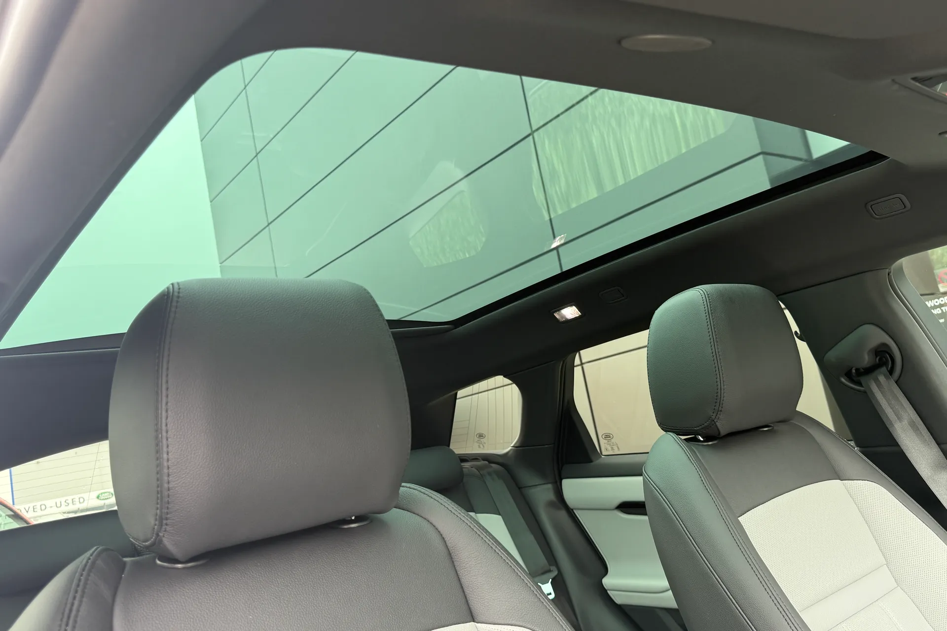 LAND ROVER RANGE ROVER EVOQUE thumbnail image number 12