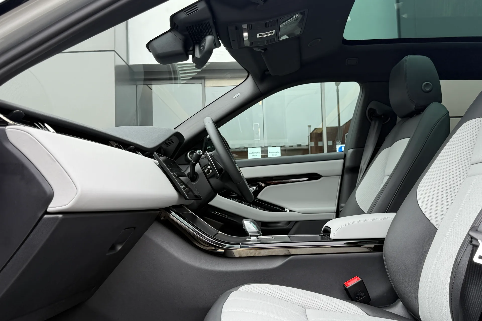 LAND ROVER RANGE ROVER EVOQUE thumbnail image number 48