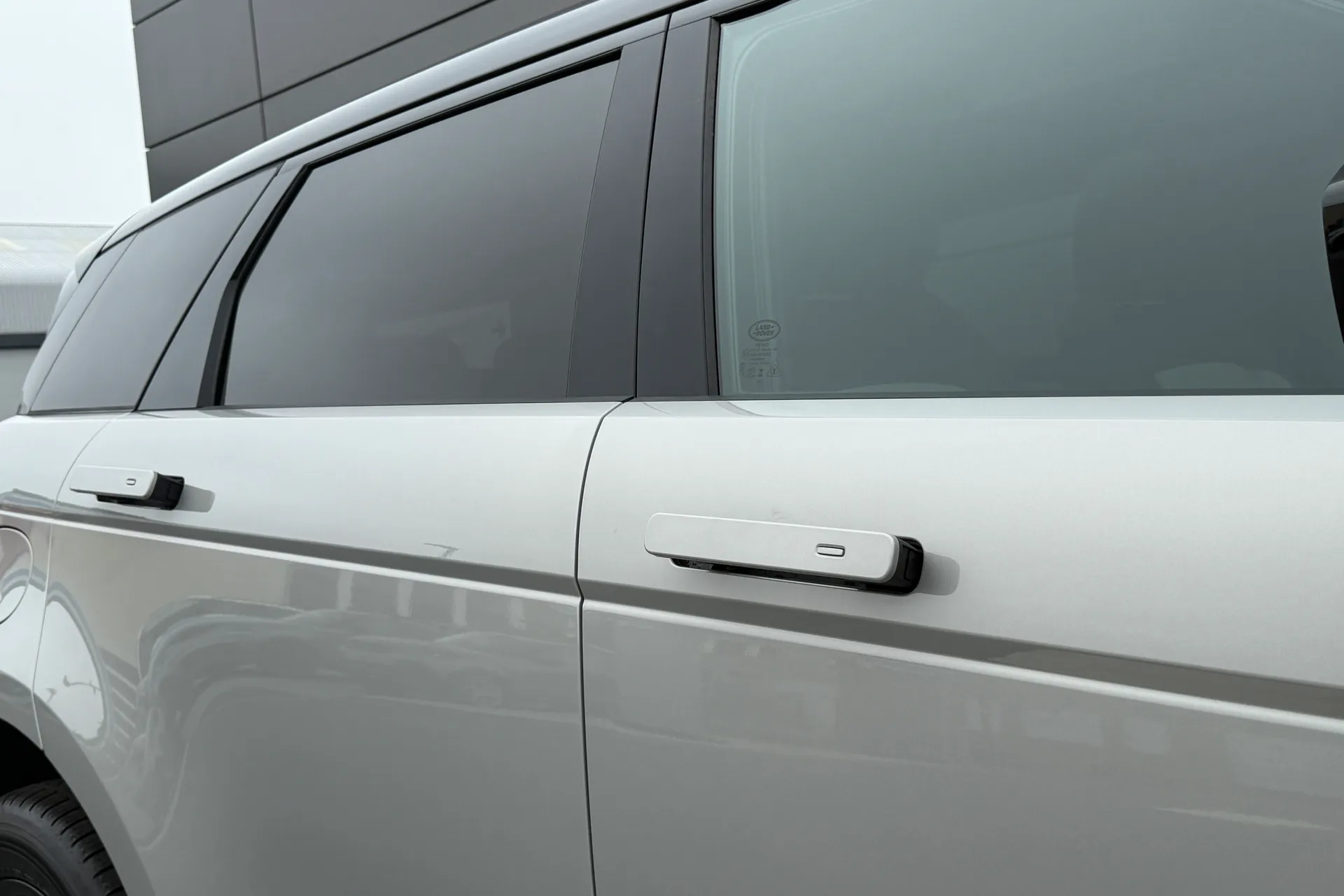 LAND ROVER RANGE ROVER EVOQUE thumbnail image number 25