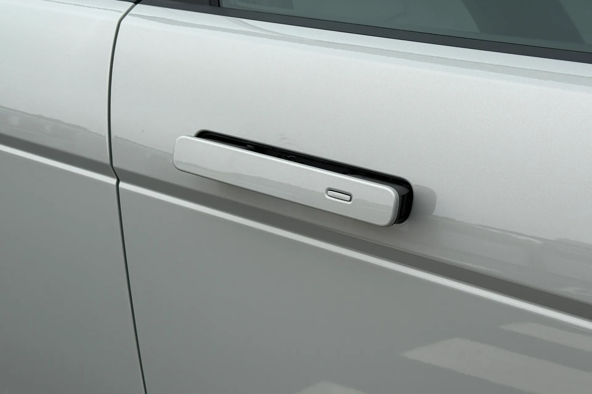 LAND ROVER RANGE ROVER EVOQUE thumbnail image number 24