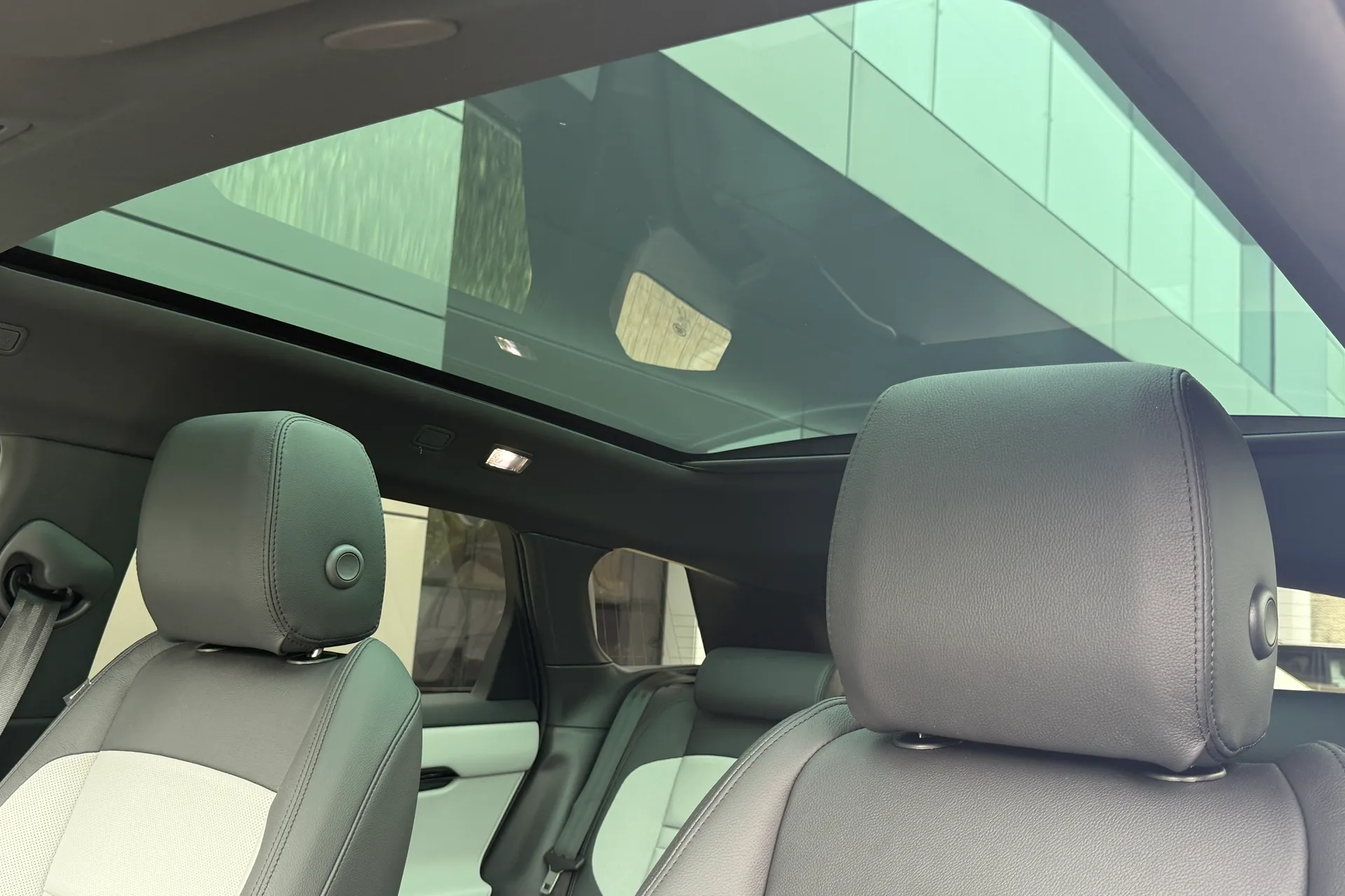 LAND ROVER RANGE ROVER EVOQUE thumbnail image number 49