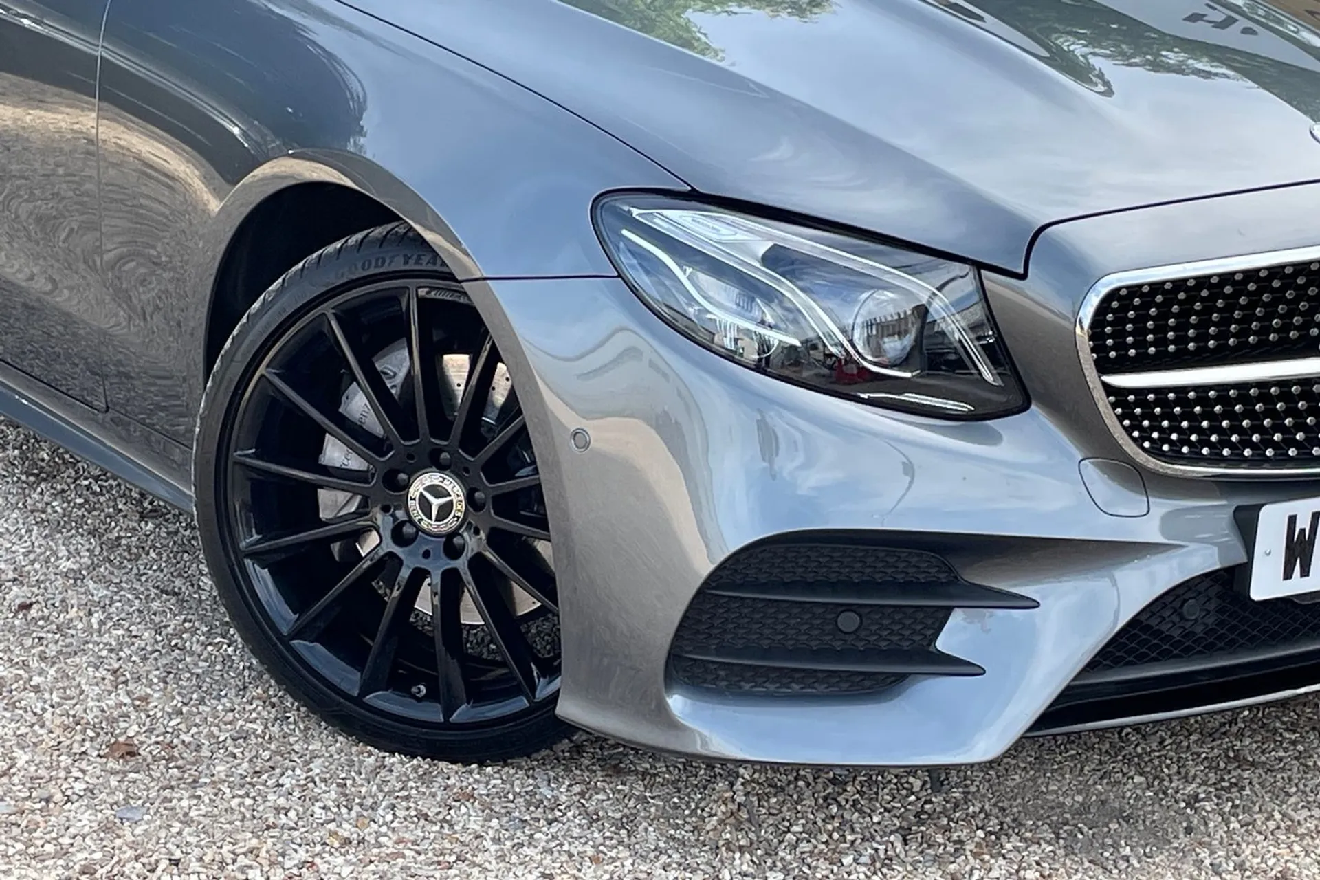 MERCEDES-BENZ E CLASS thumbnail image number 7