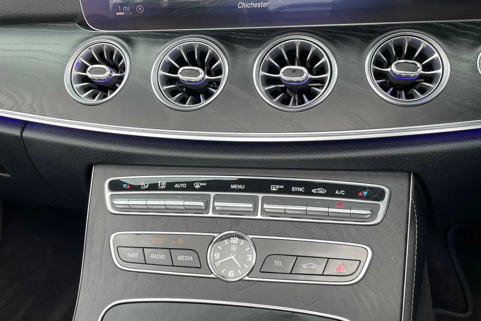 MERCEDES-BENZ E CLASS thumbnail image number 33