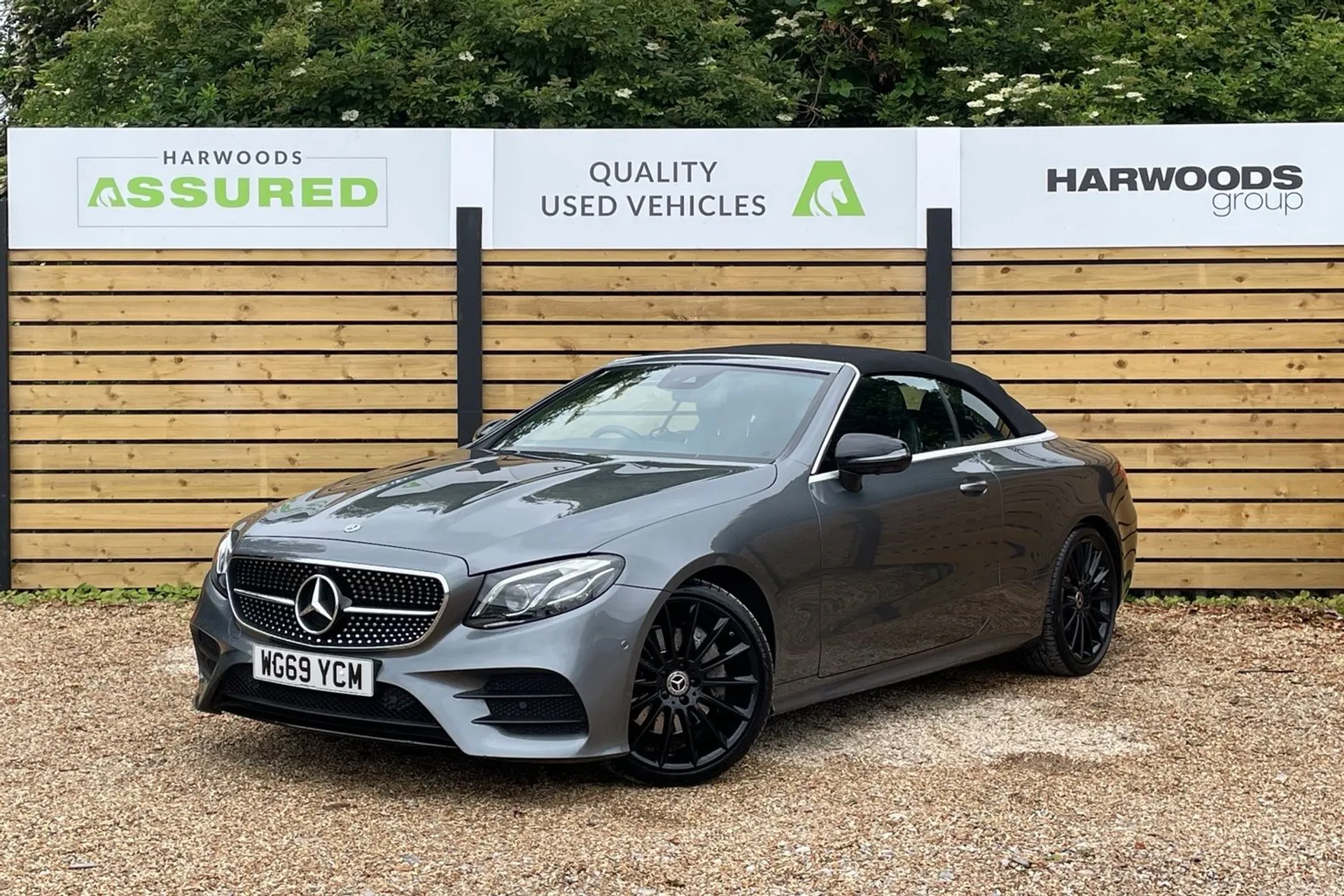 MERCEDES-BENZ E CLASS thumbnail image number 12