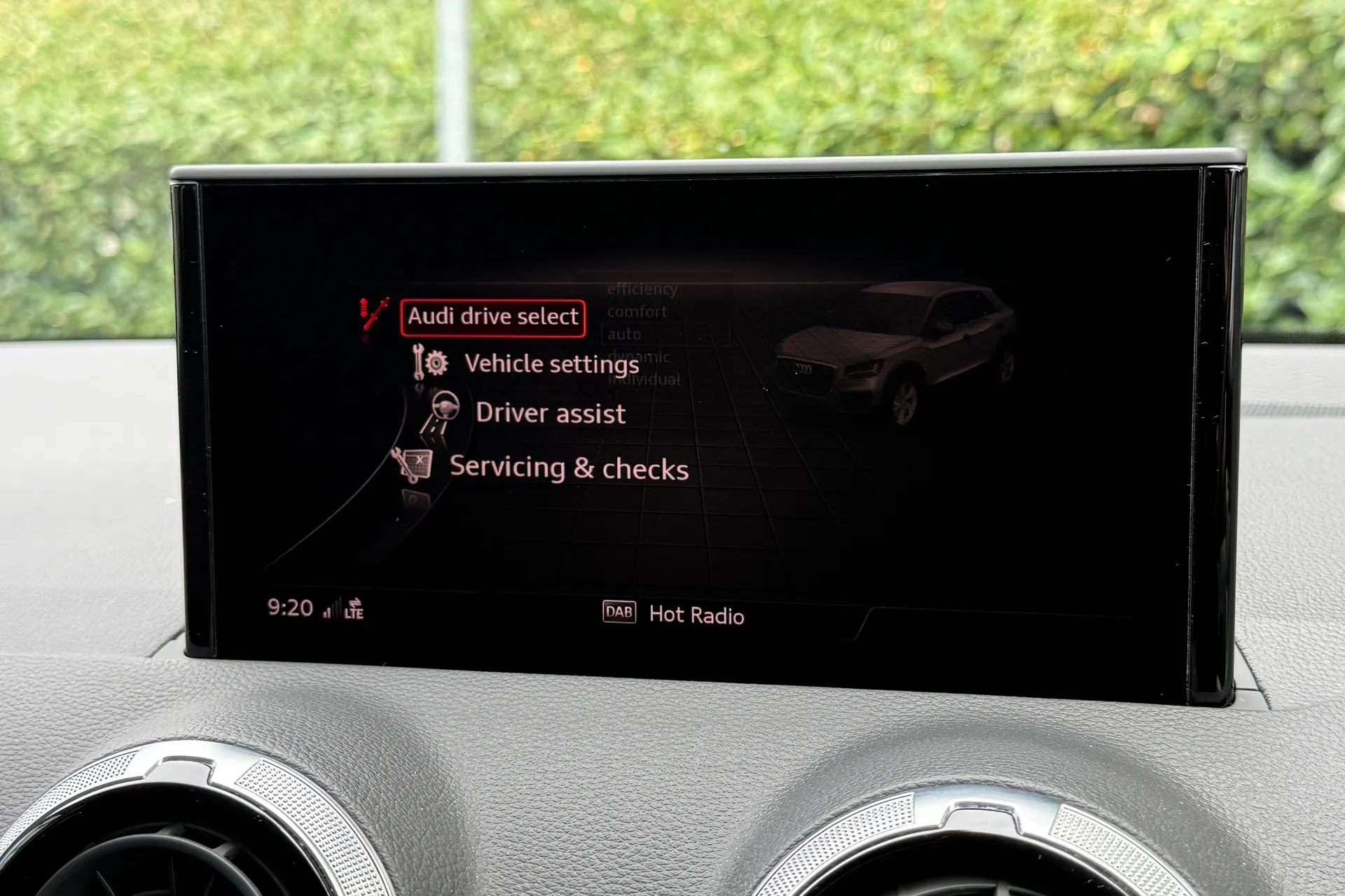 Audi Q2 thumbnail image number 52