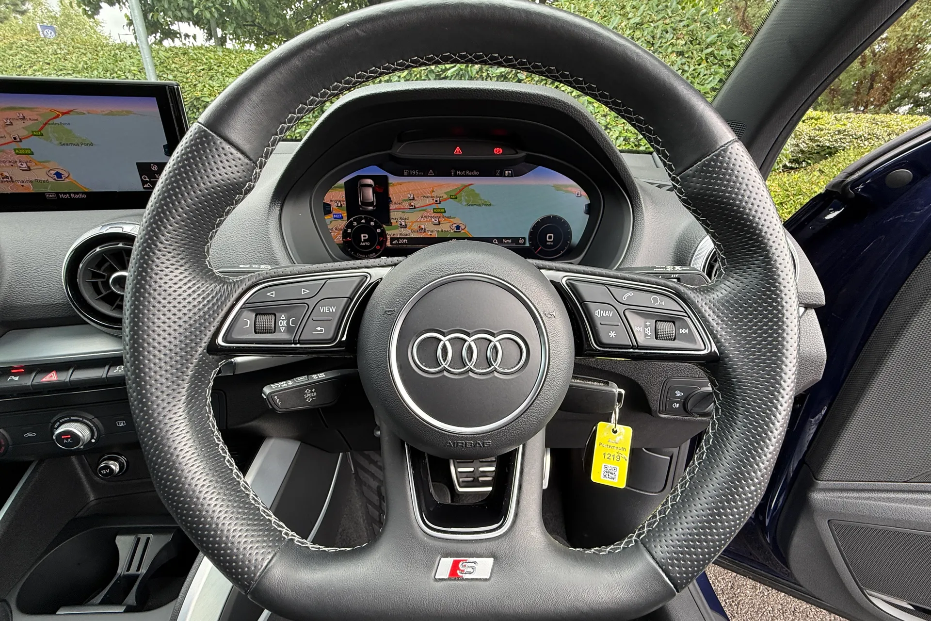 Audi Q2 thumbnail image number 25