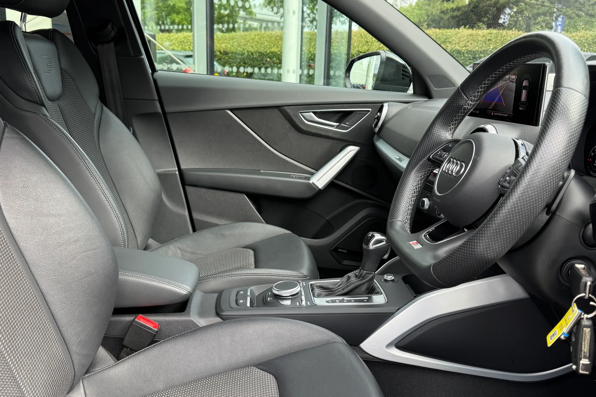 Audi Q2 thumbnail image number 30