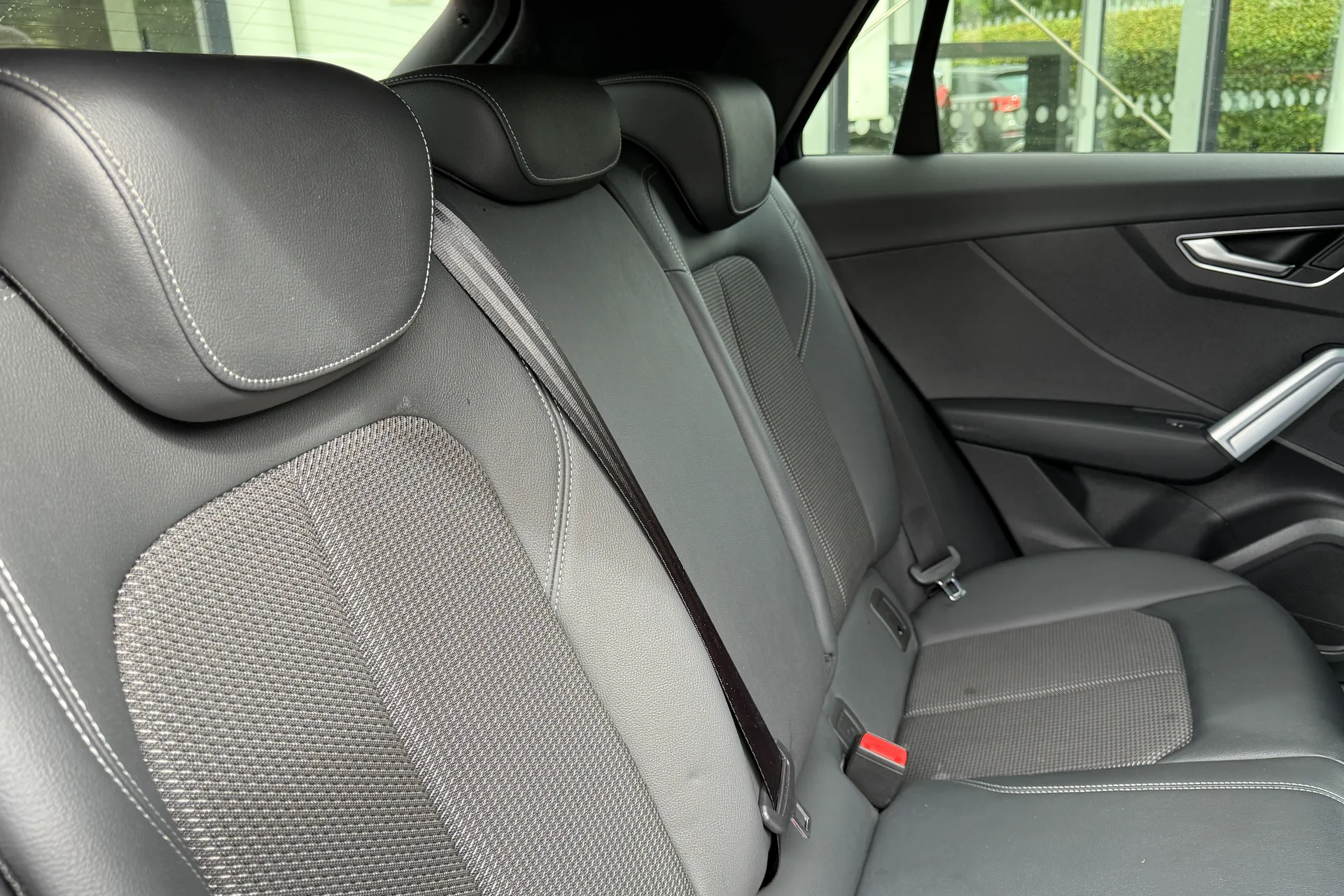 Audi Q2 thumbnail image number 39
