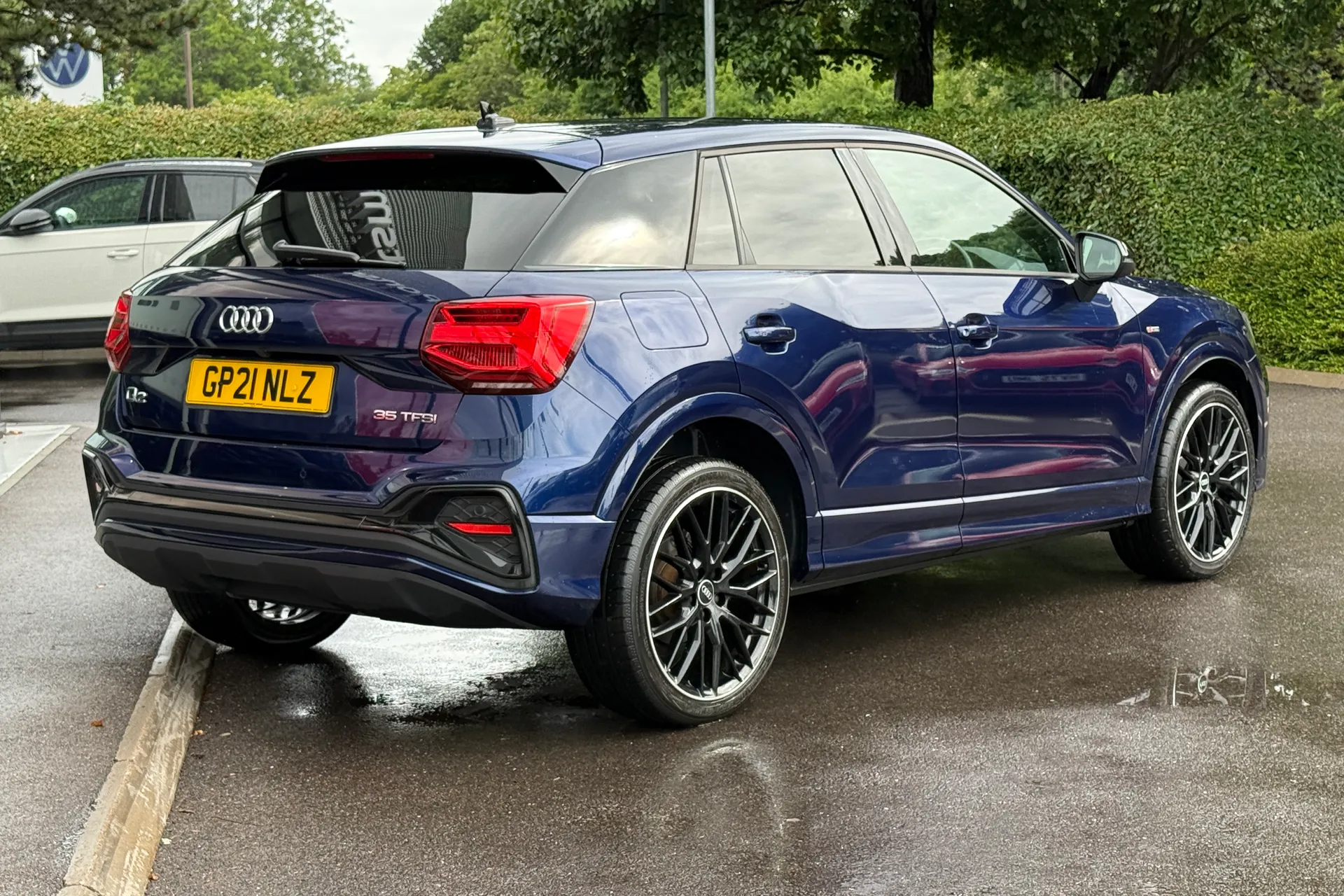 Audi Q2 thumbnail image number 18