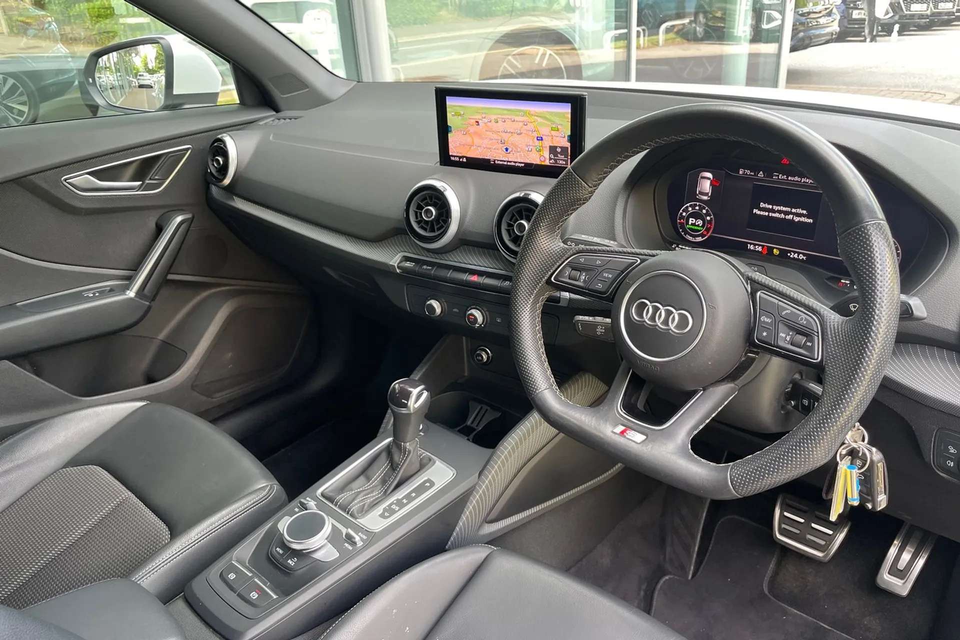 Audi Q2 thumbnail image number 25