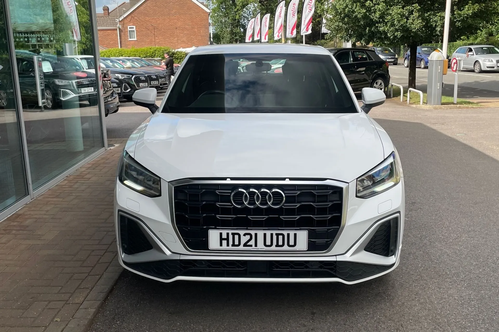Audi Q2 thumbnail image number 10