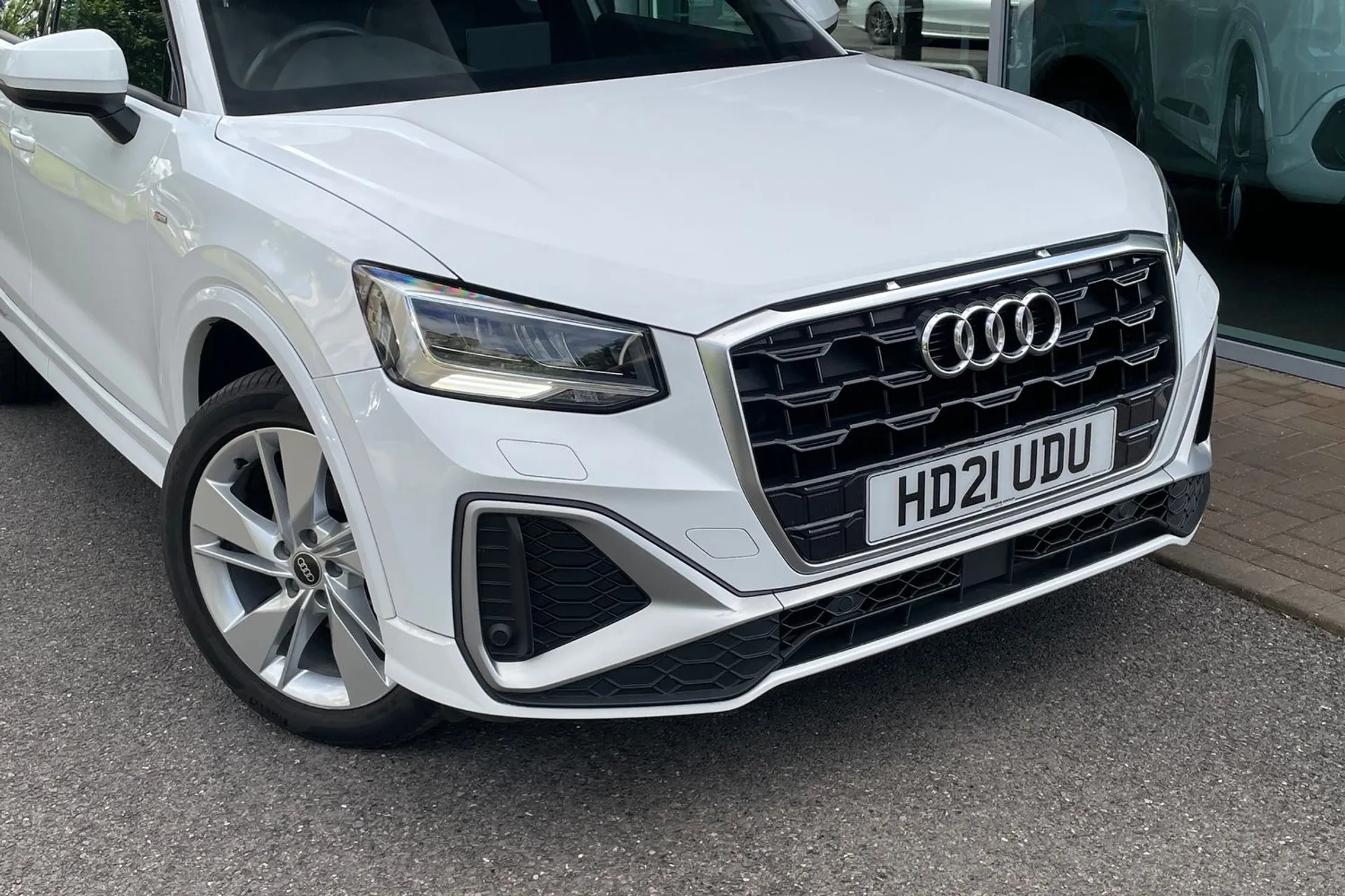 Audi Q2 thumbnail image number 14