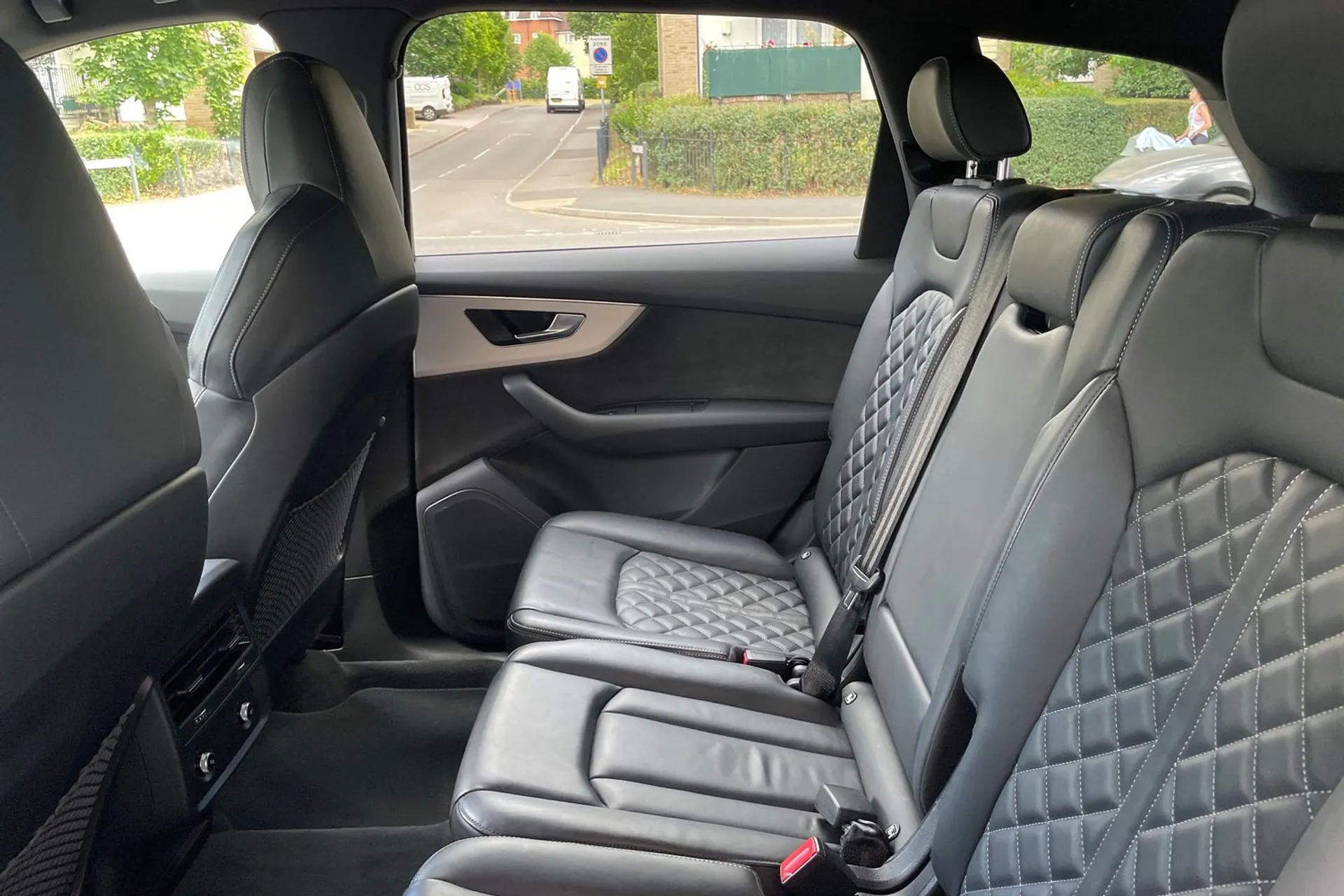 Audi Q7 thumbnail image number 29