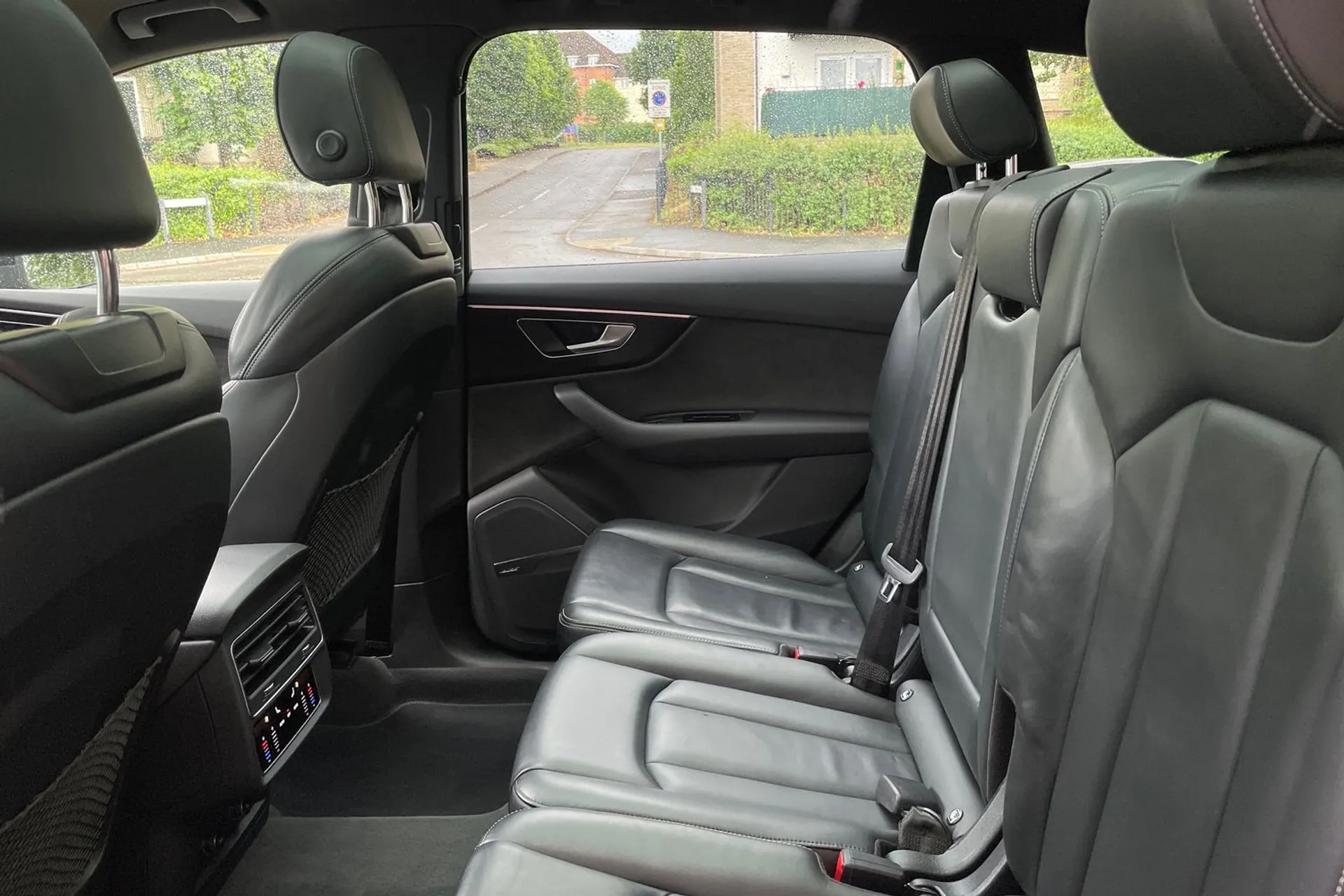 Audi Q7 thumbnail image number 29