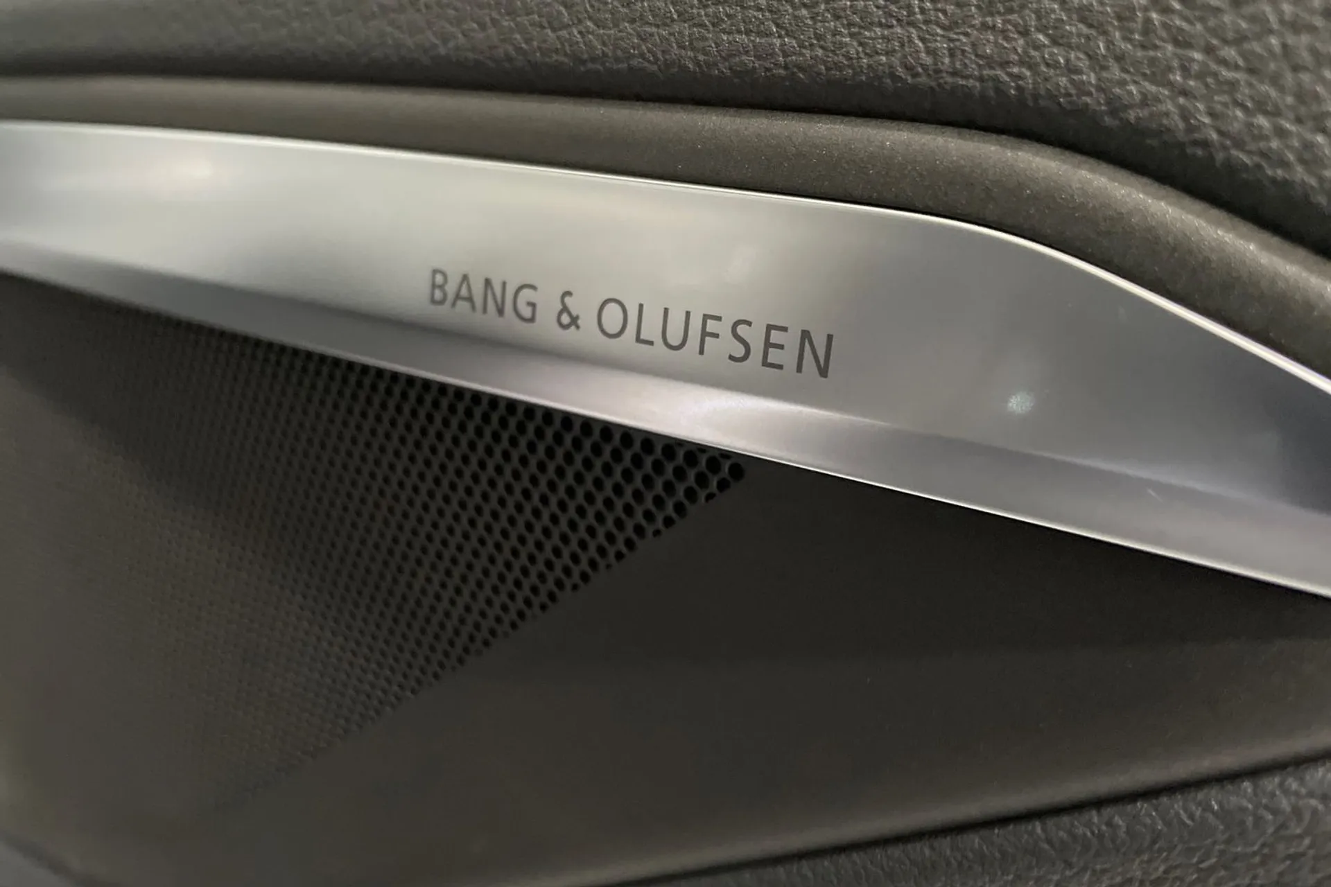 Audi Q8 thumbnail image number 61