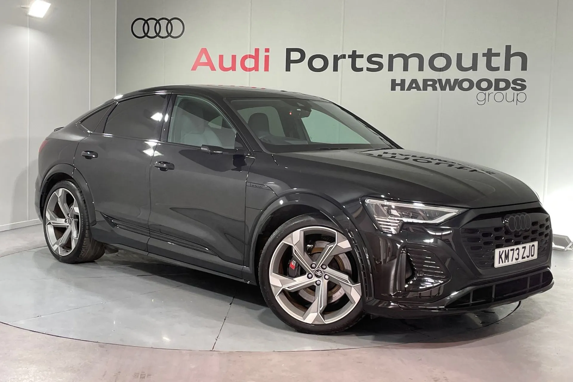 Audi Q8 focused image