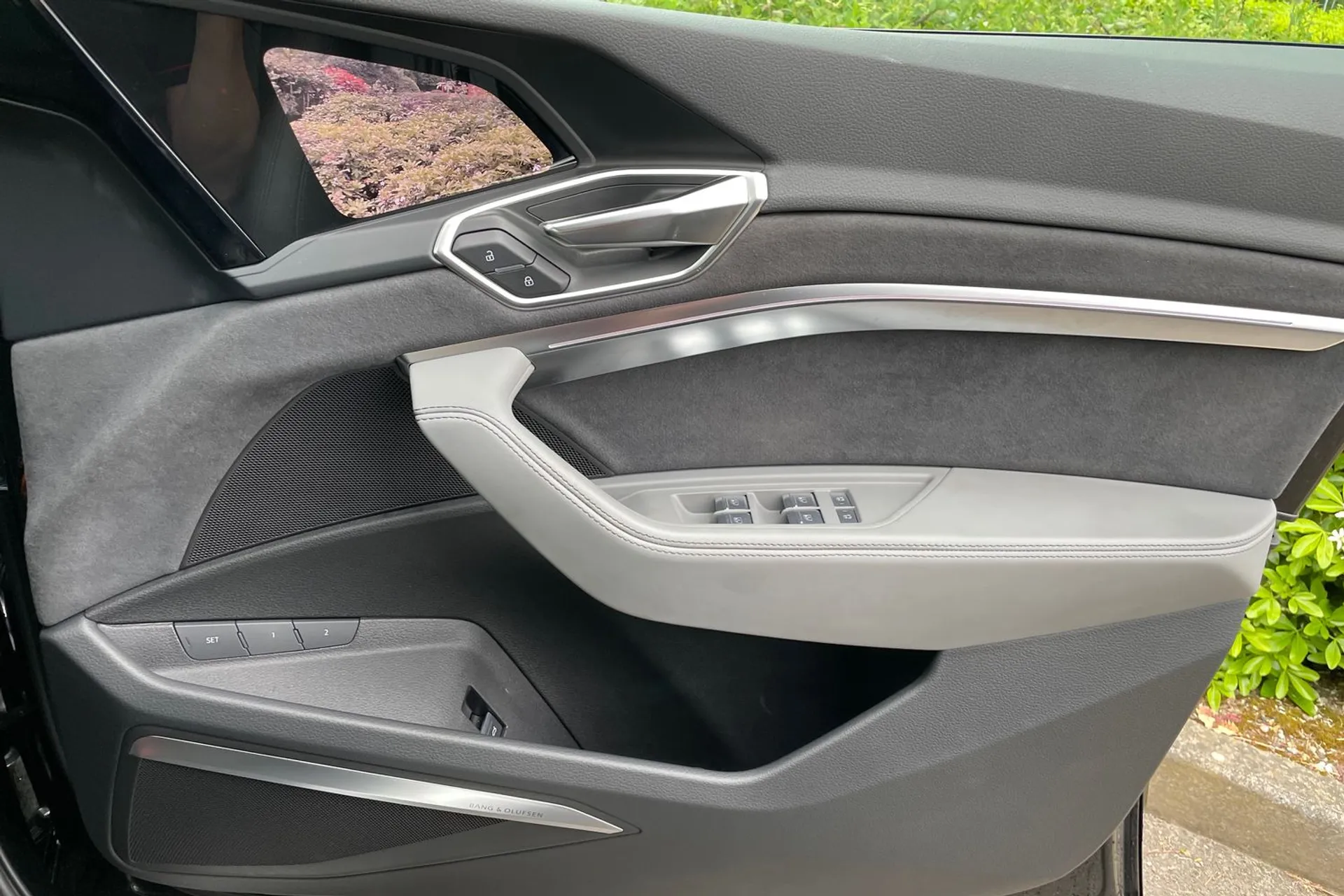 Audi Q8 thumbnail image number 40