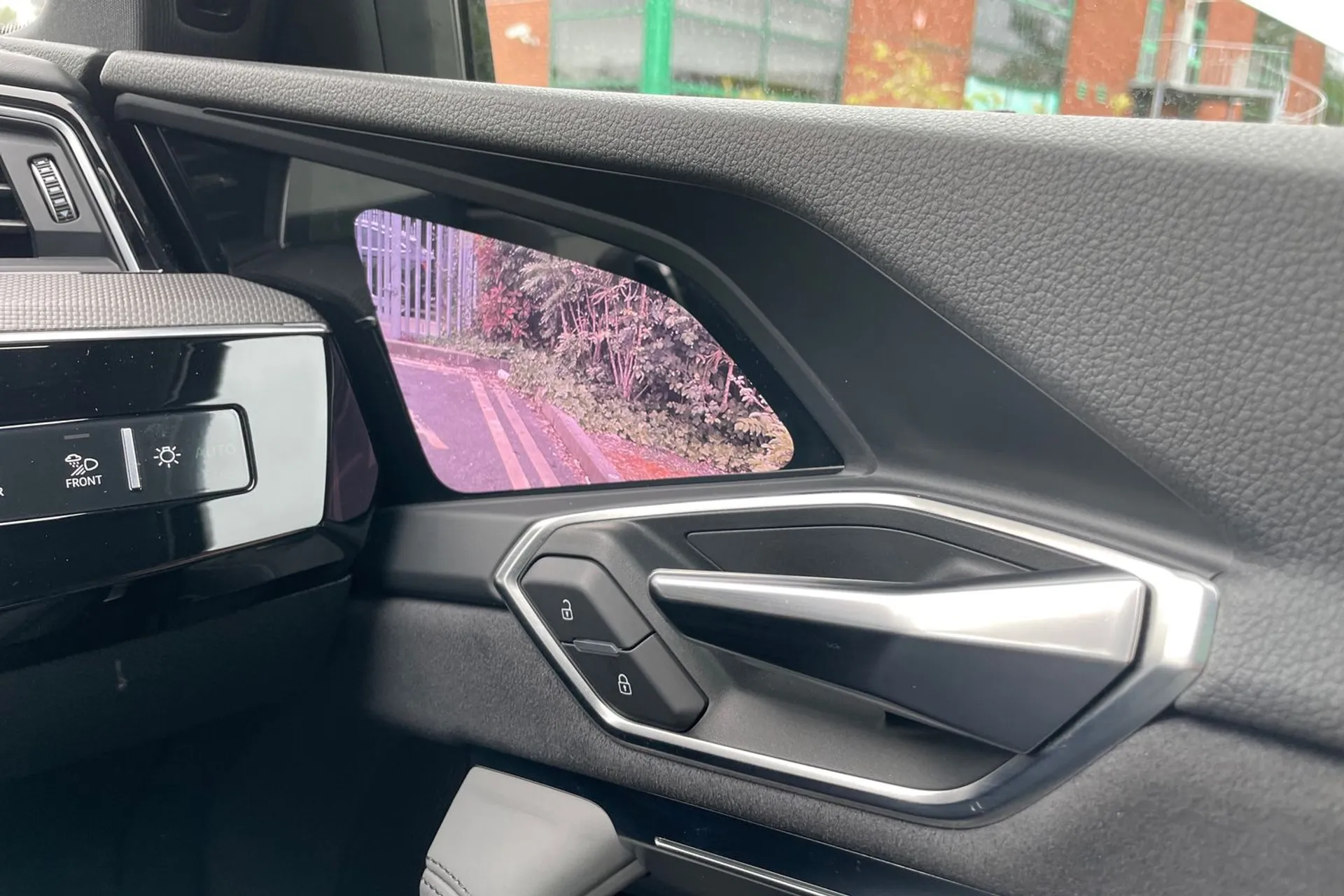 Audi Q8 thumbnail image number 51