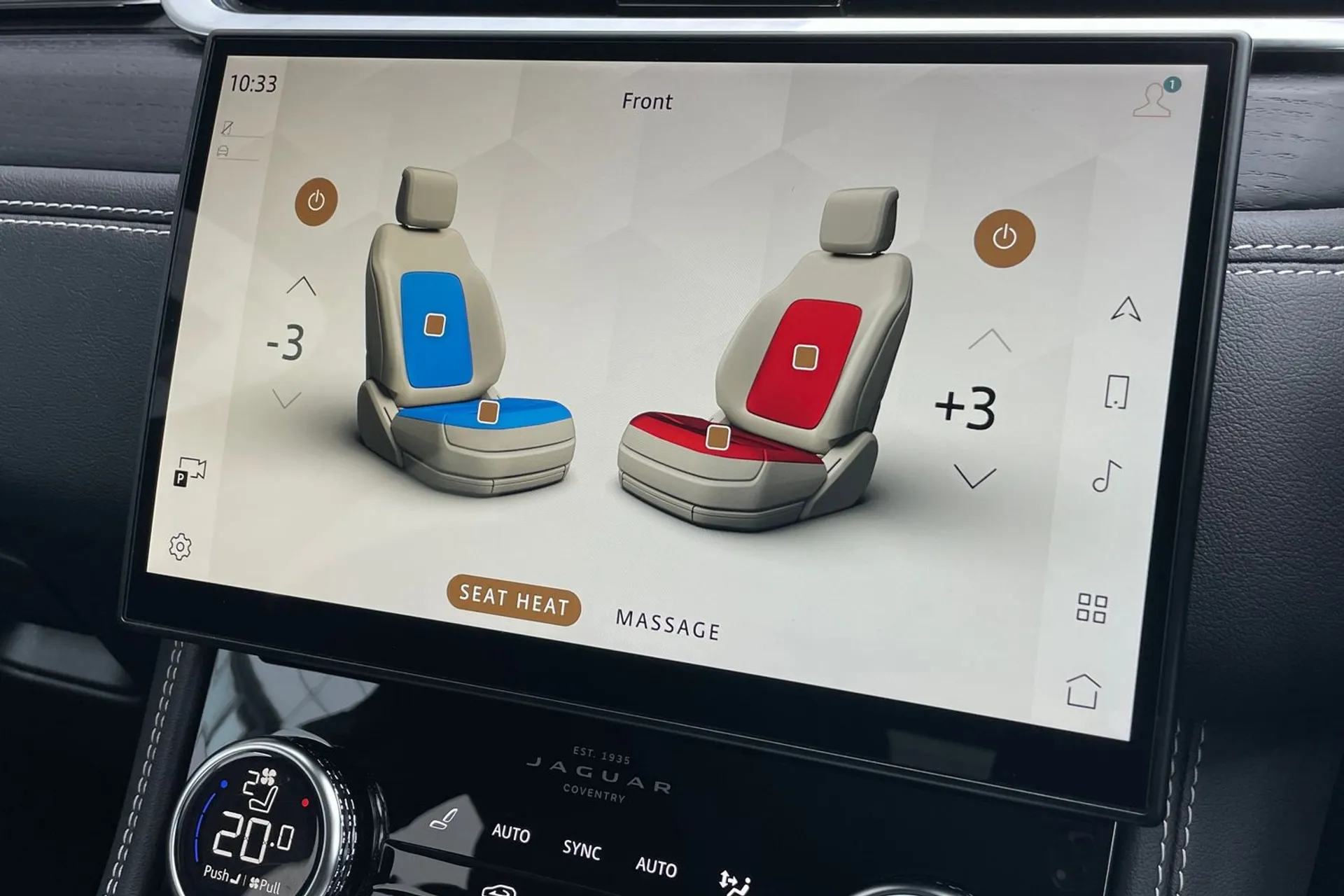 Jaguar F-PACE thumbnail image number 21