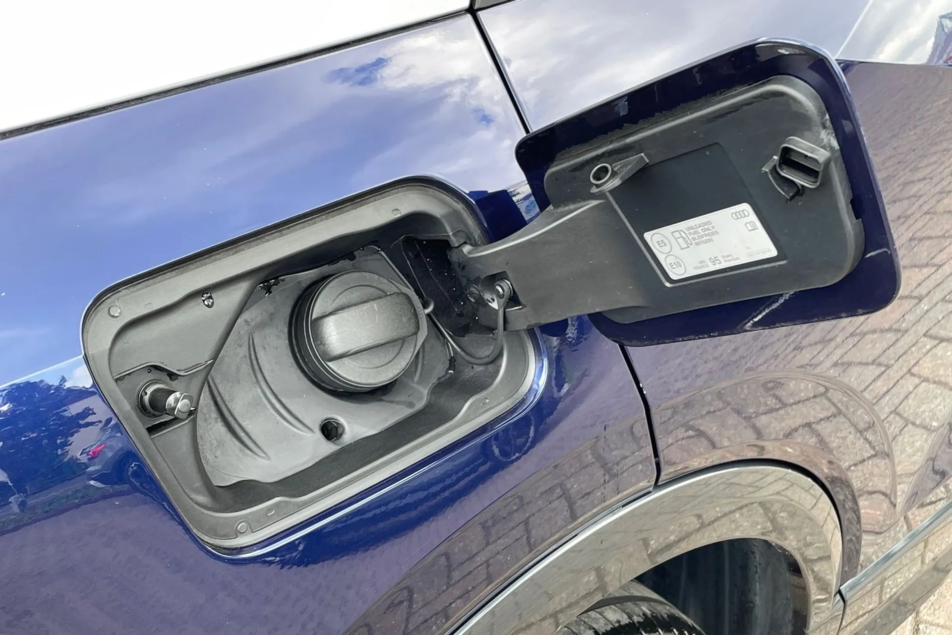 Audi Q2 thumbnail image number 42