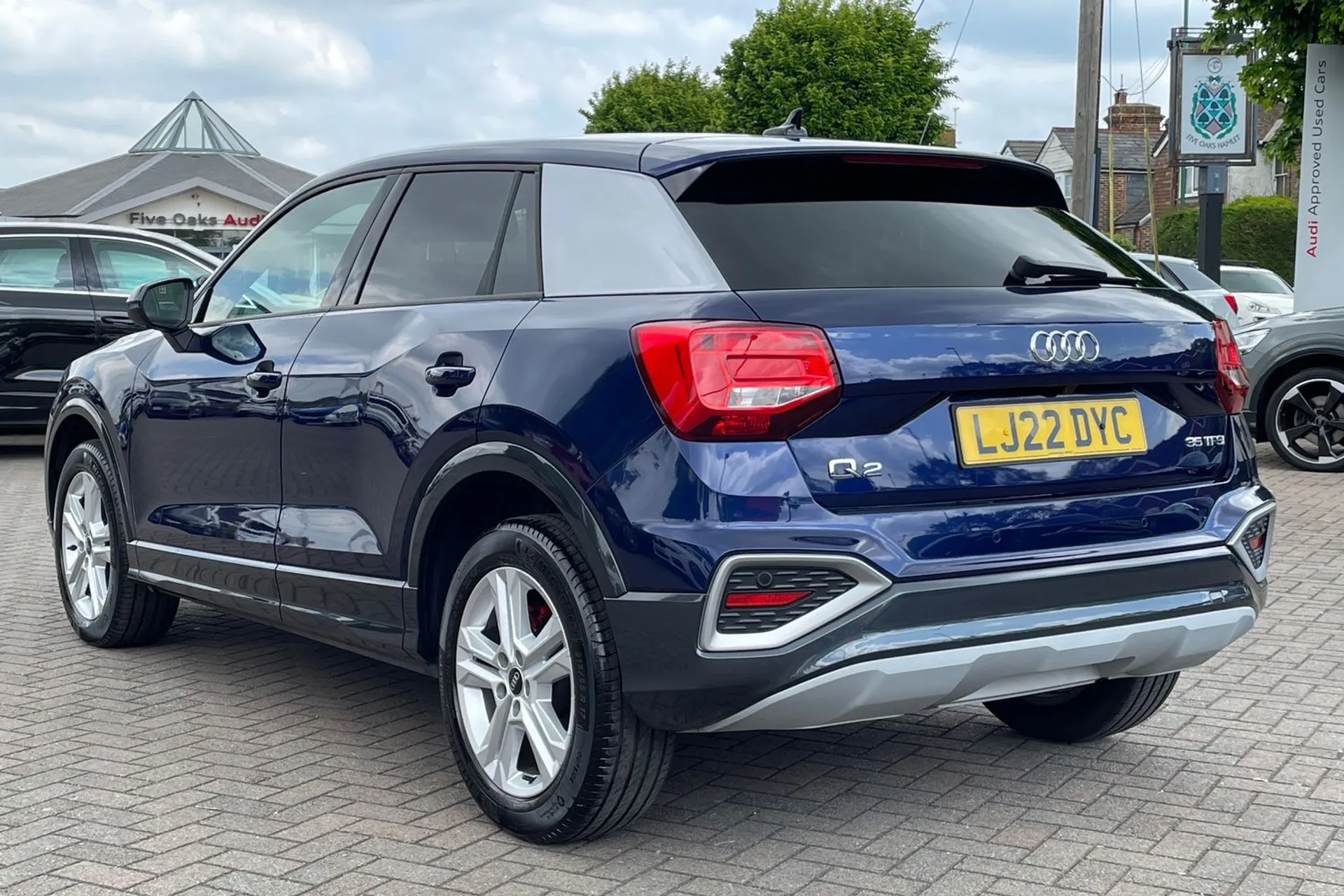 Audi Q2 thumbnail image number 6