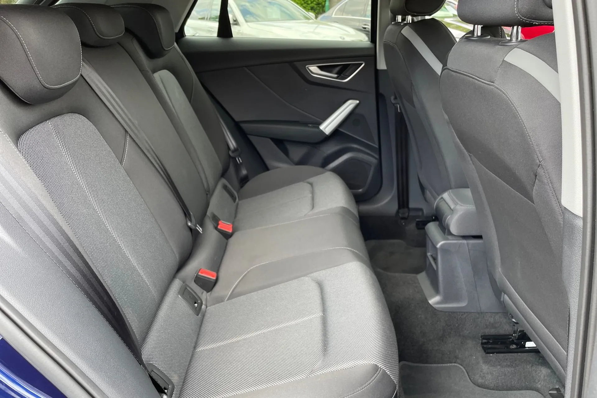 Audi Q2 thumbnail image number 38