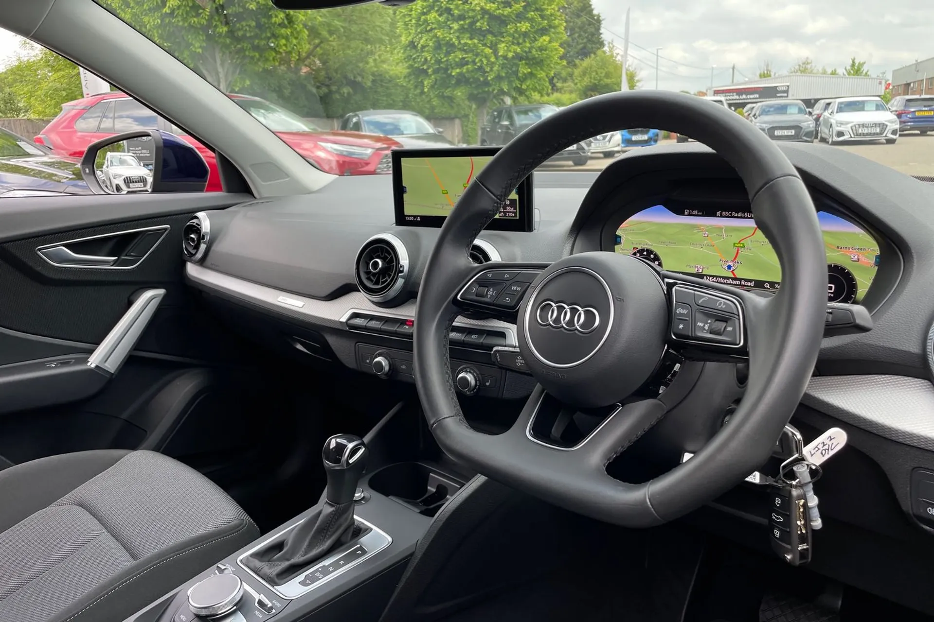 Audi Q2 thumbnail image number 25