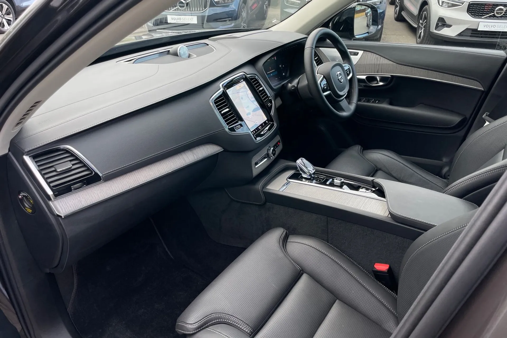 Volvo XC90 thumbnail image number 27