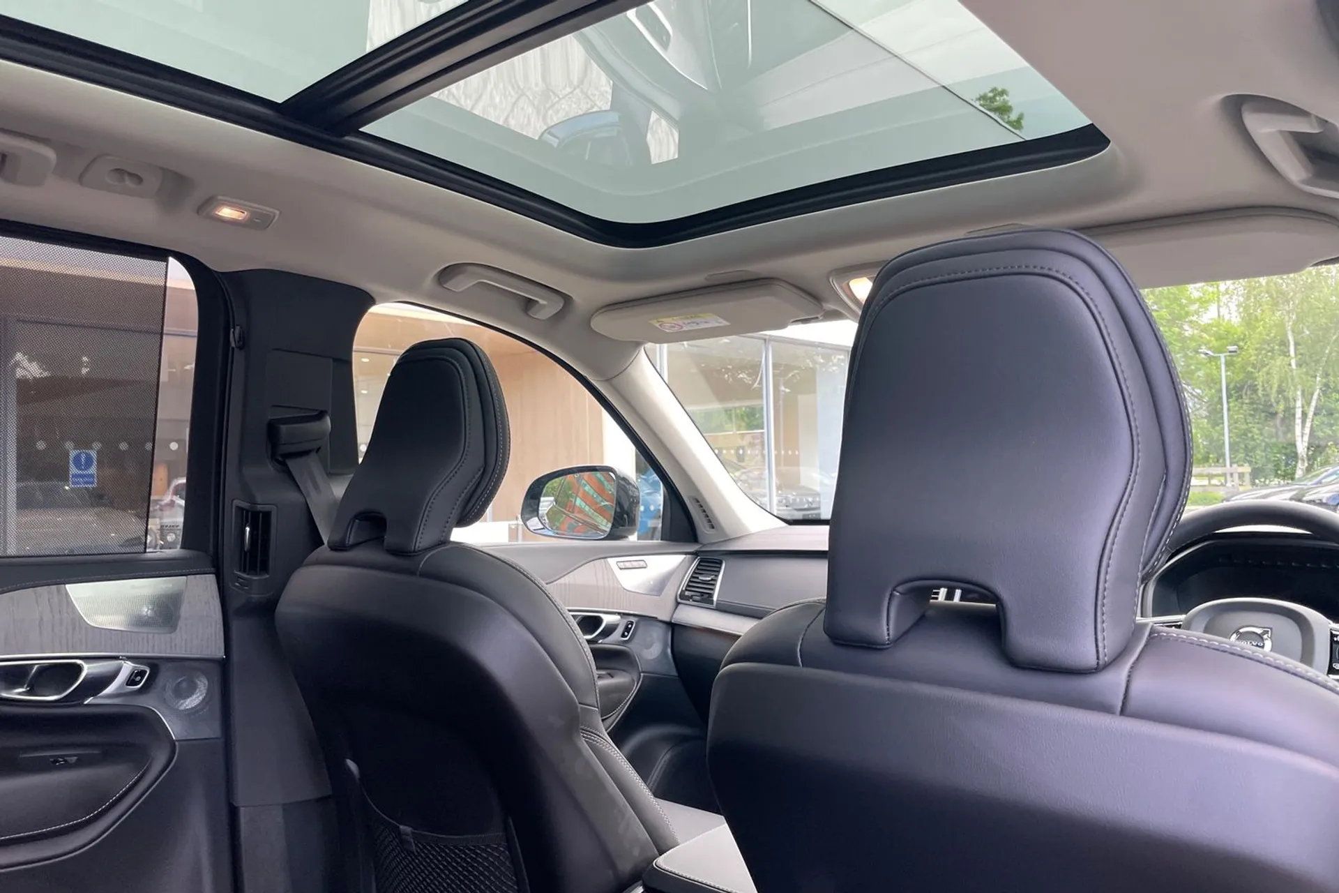 Volvo XC90 thumbnail image number 24