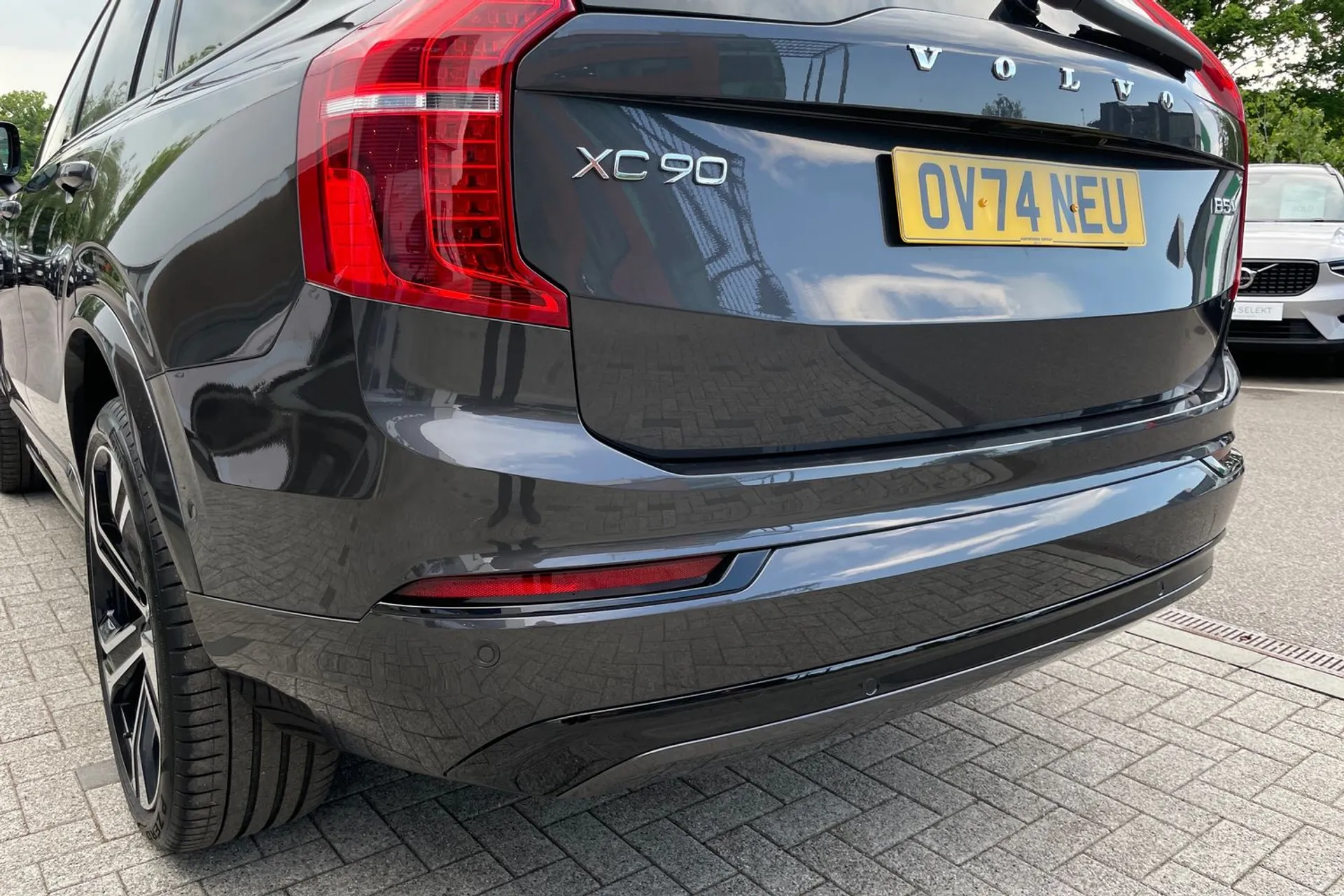 Volvo XC90 thumbnail image number 18