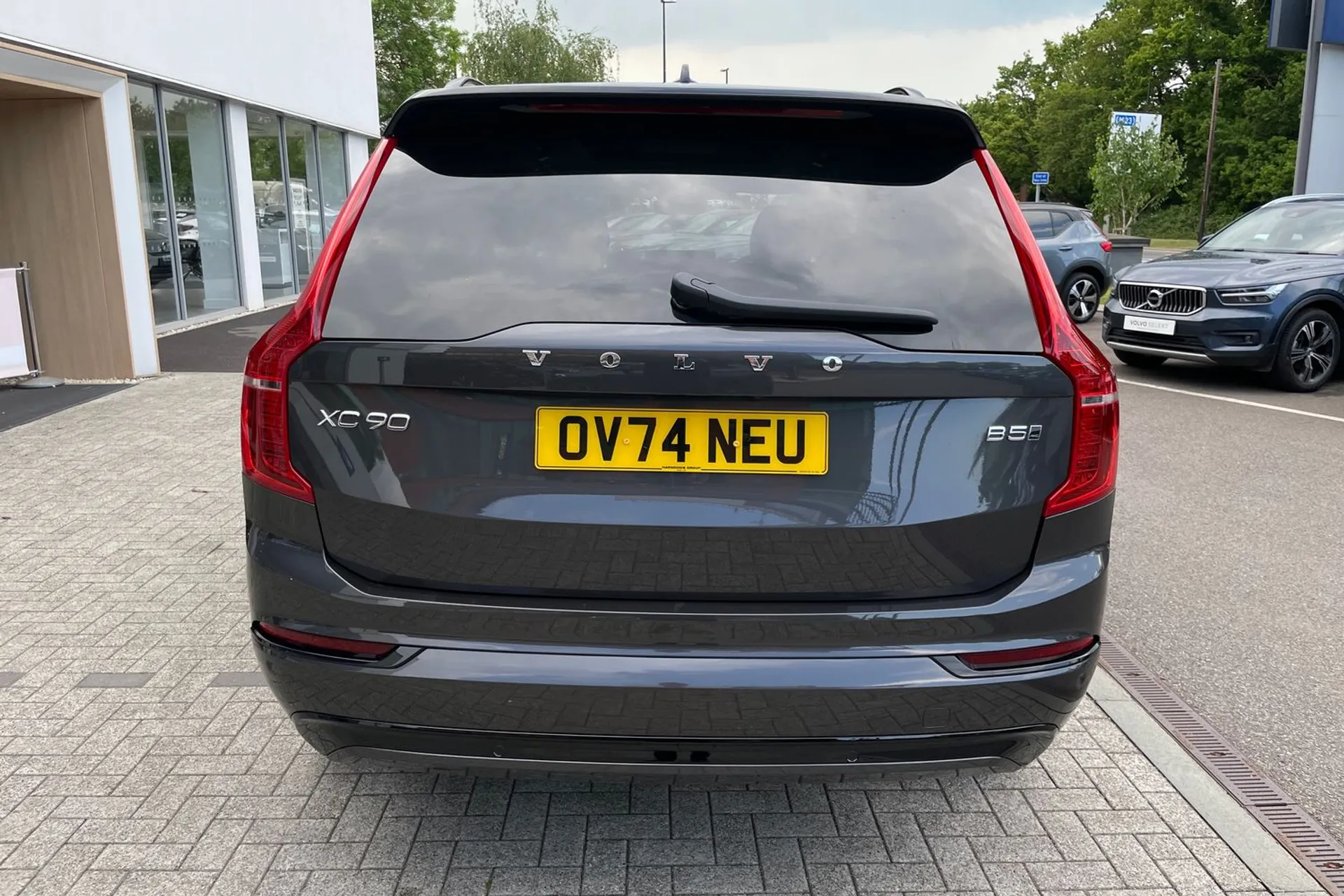 Volvo XC90 thumbnail image number 9