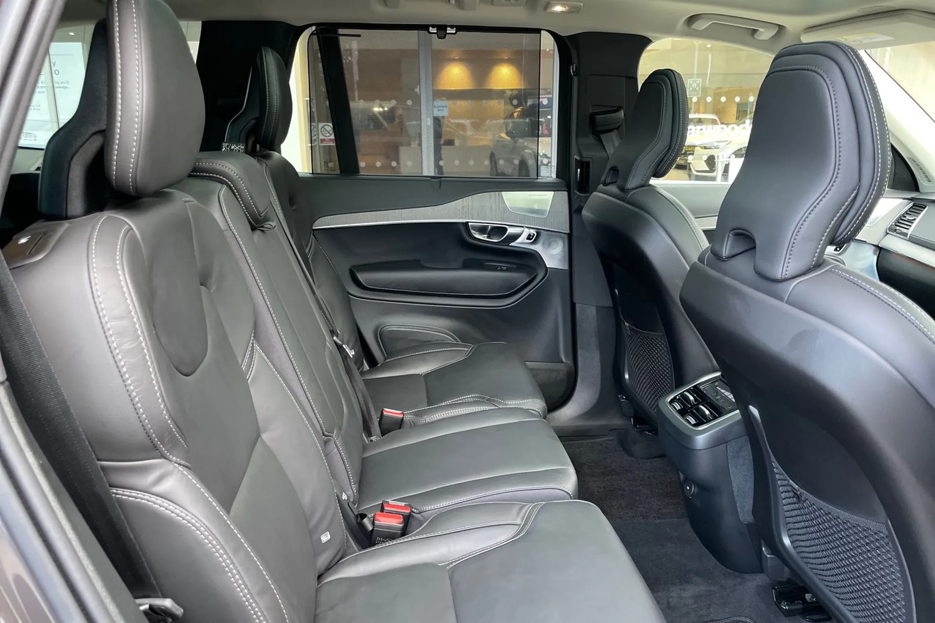 Volvo XC90 thumbnail image number 23