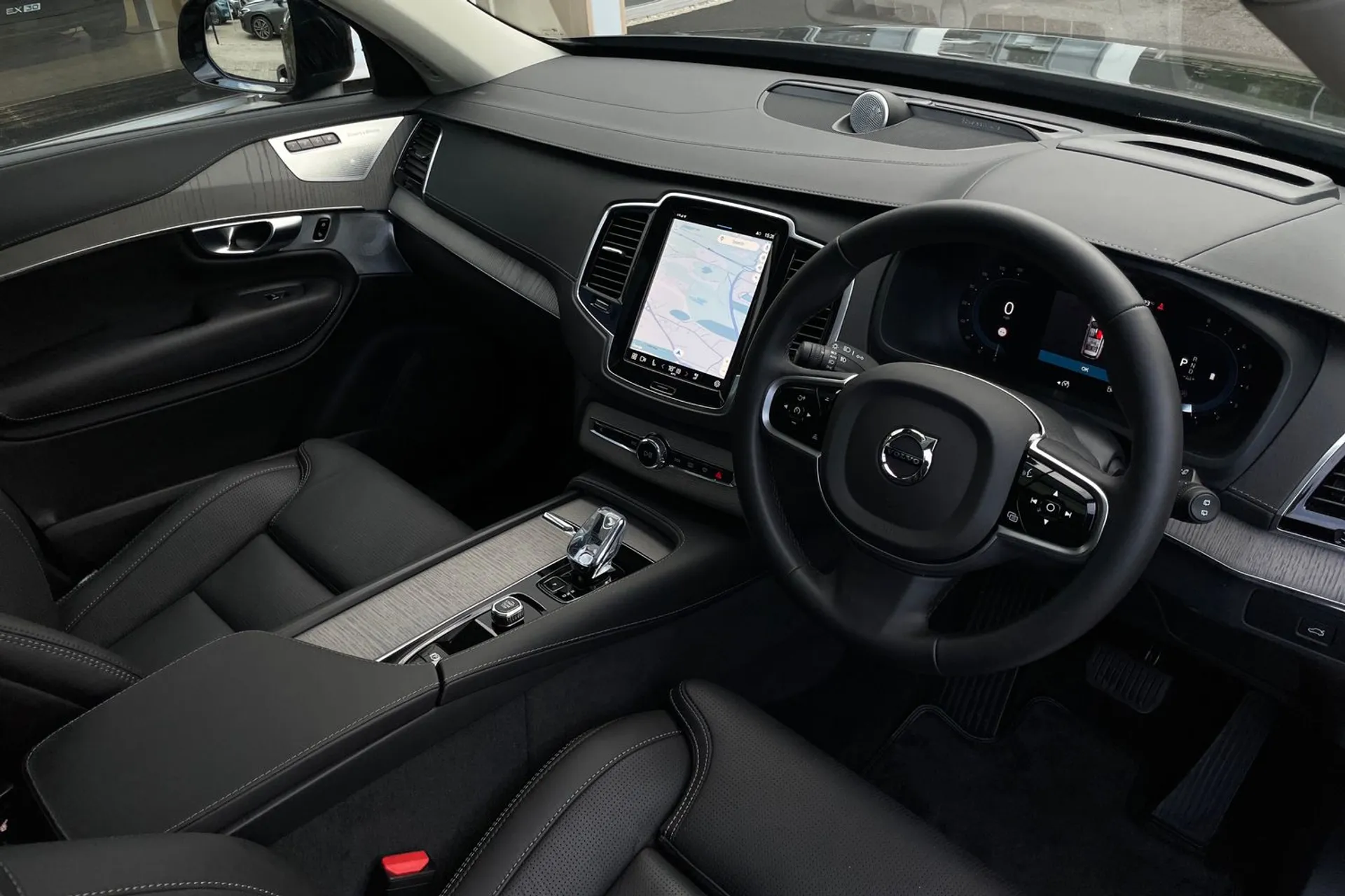 Volvo XC90 thumbnail image number 5