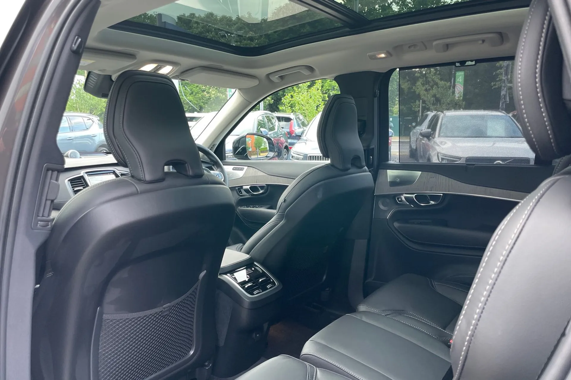 Volvo XC90 thumbnail image number 31