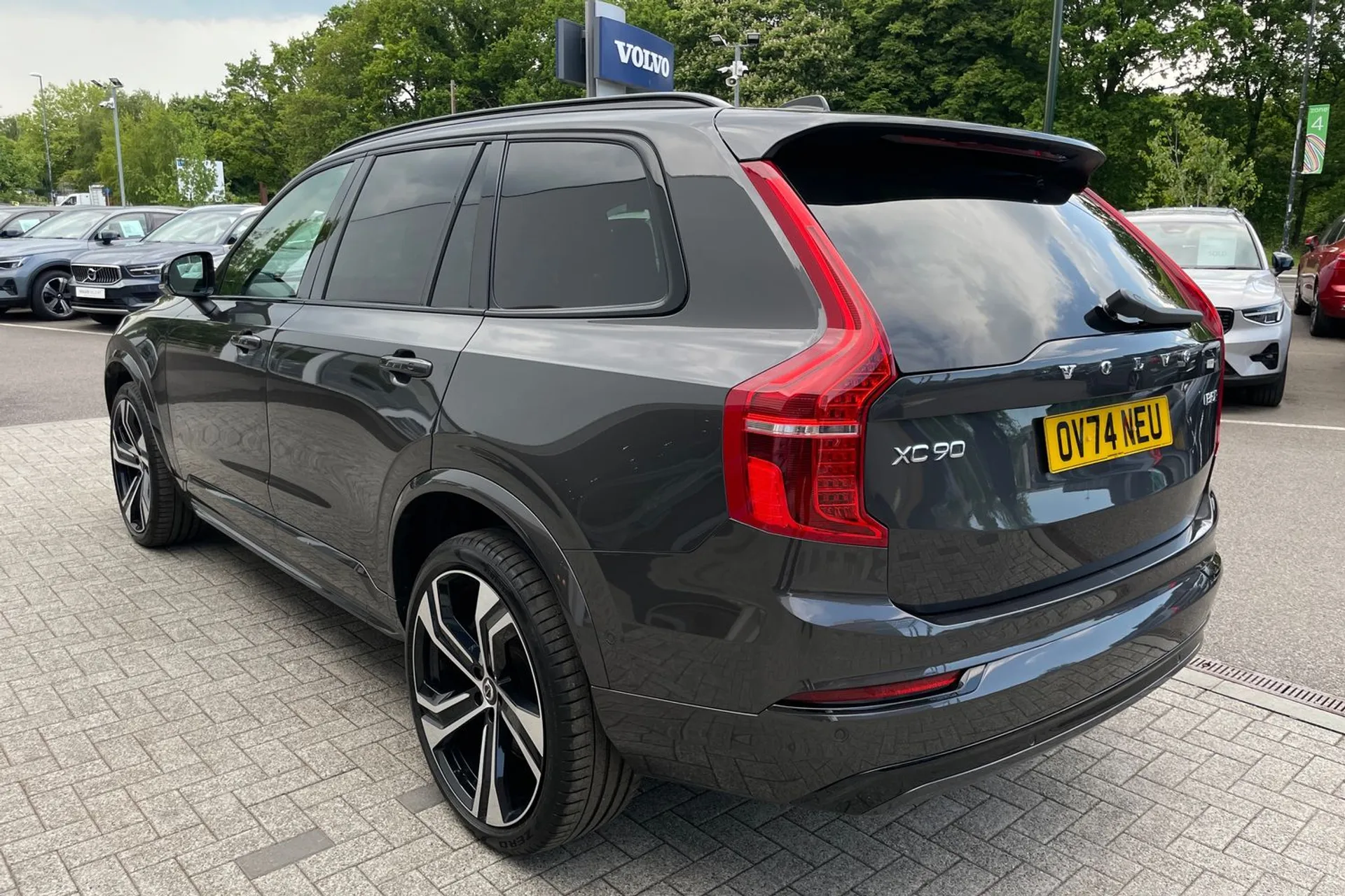 Volvo XC90 thumbnail image number 10