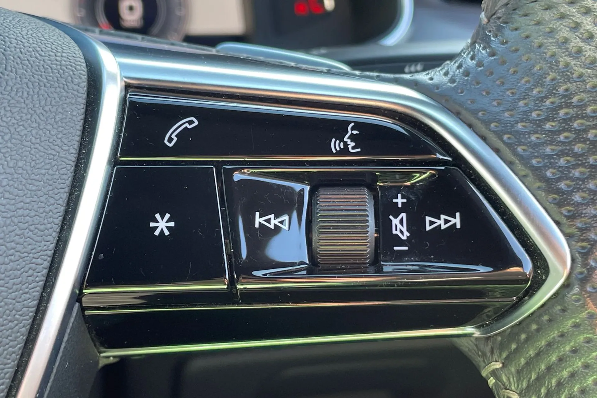 Audi A7 thumbnail image number 25