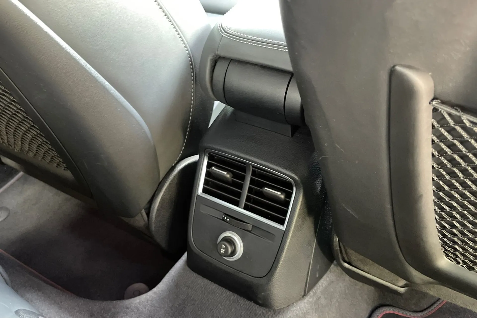 Audi A3 thumbnail image number 46