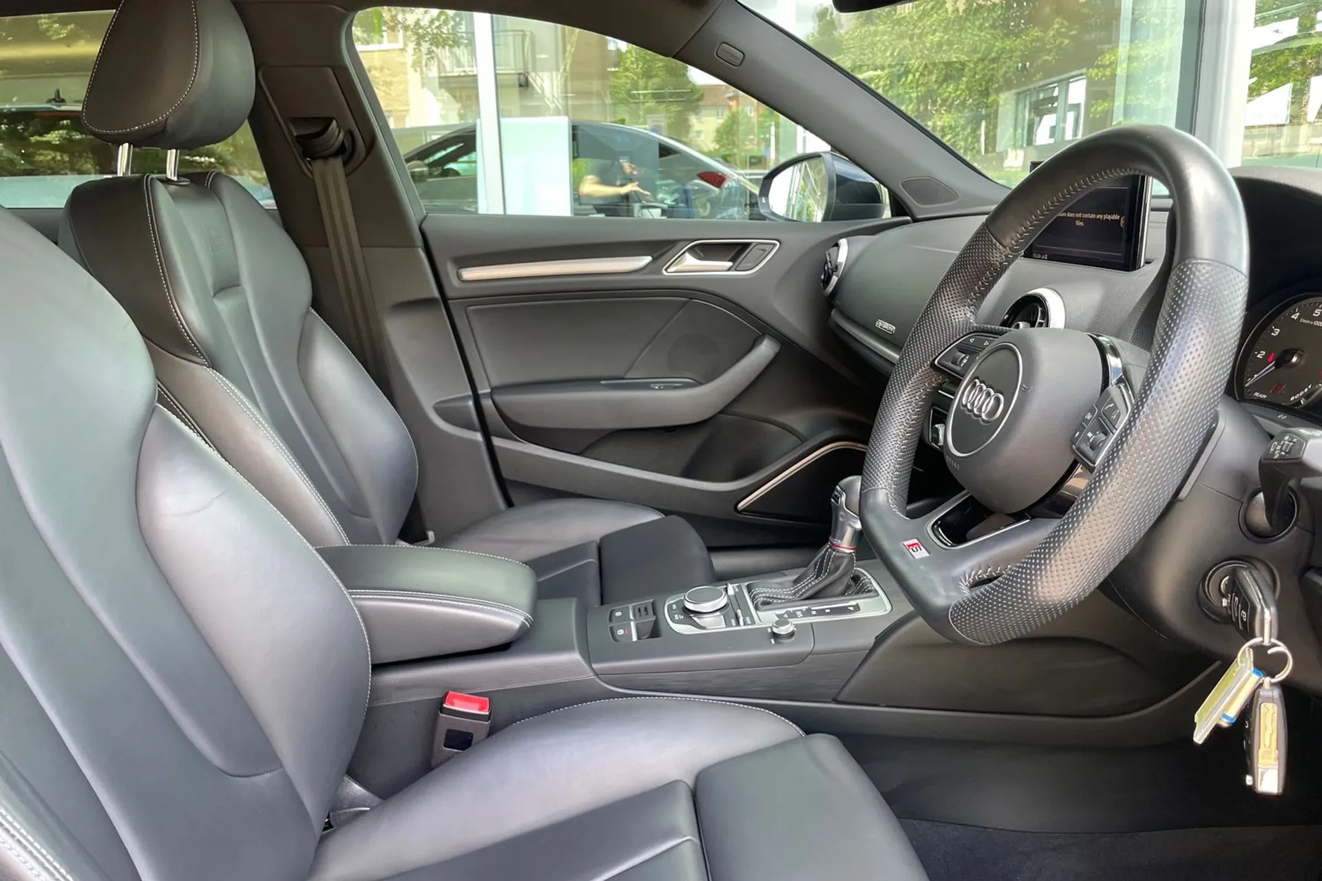 Audi A3 thumbnail image number 25
