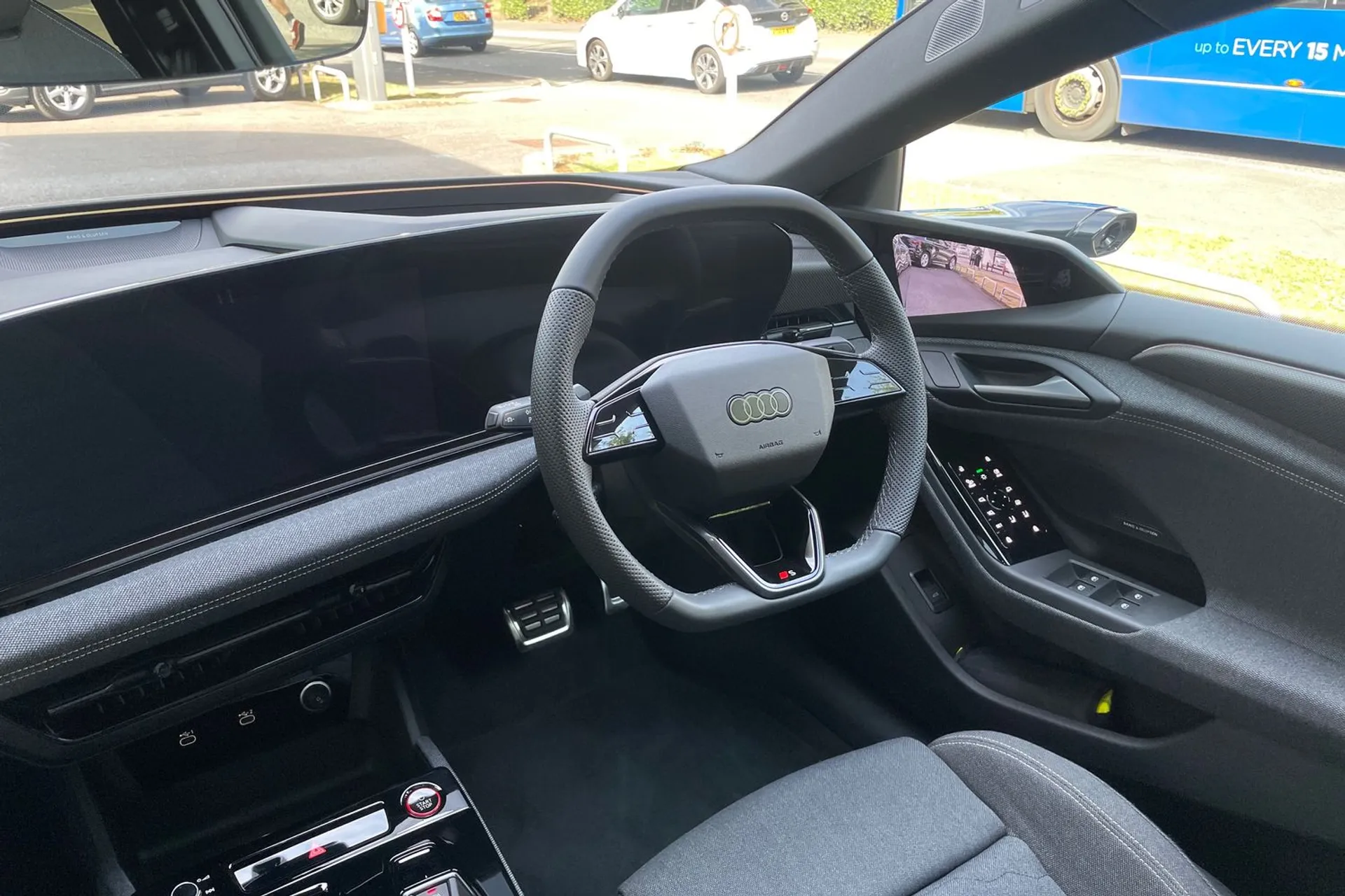 Audi A6 thumbnail image number 32