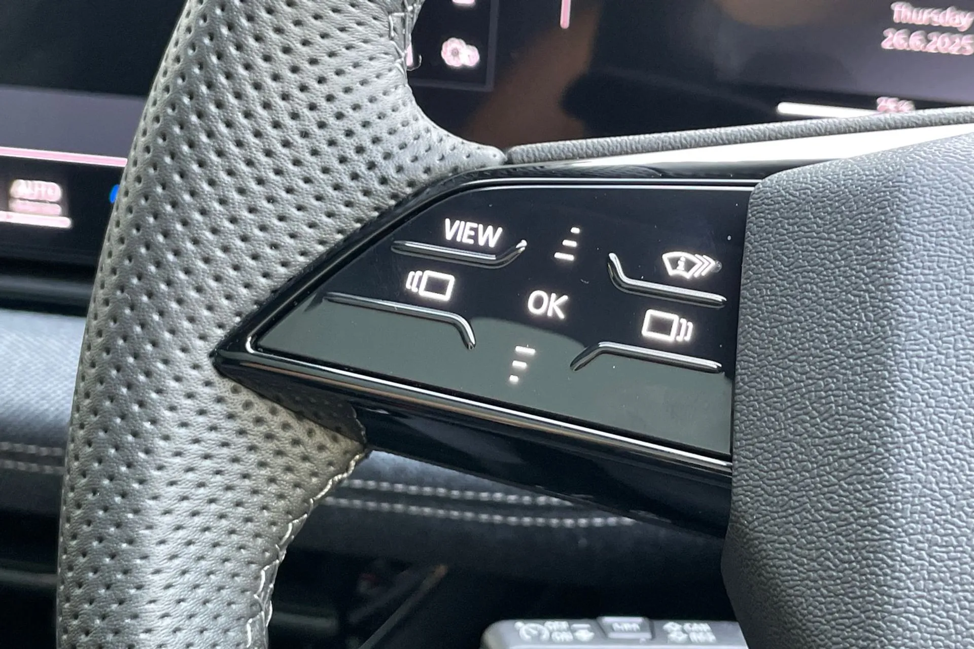 Audi A6 thumbnail image number 35