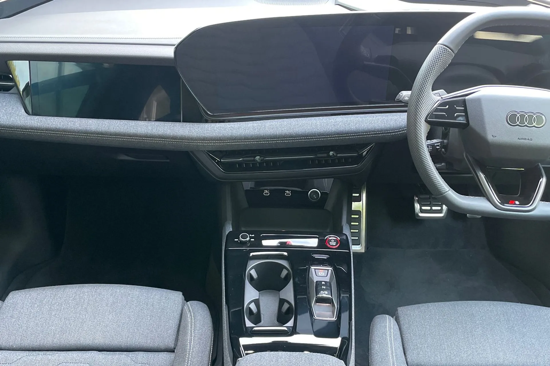 Audi A6 thumbnail image number 34