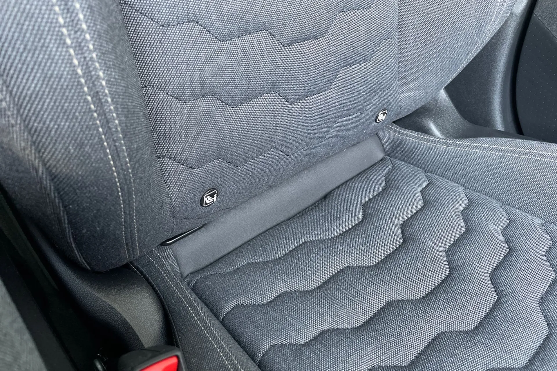 Audi A6 thumbnail image number 45