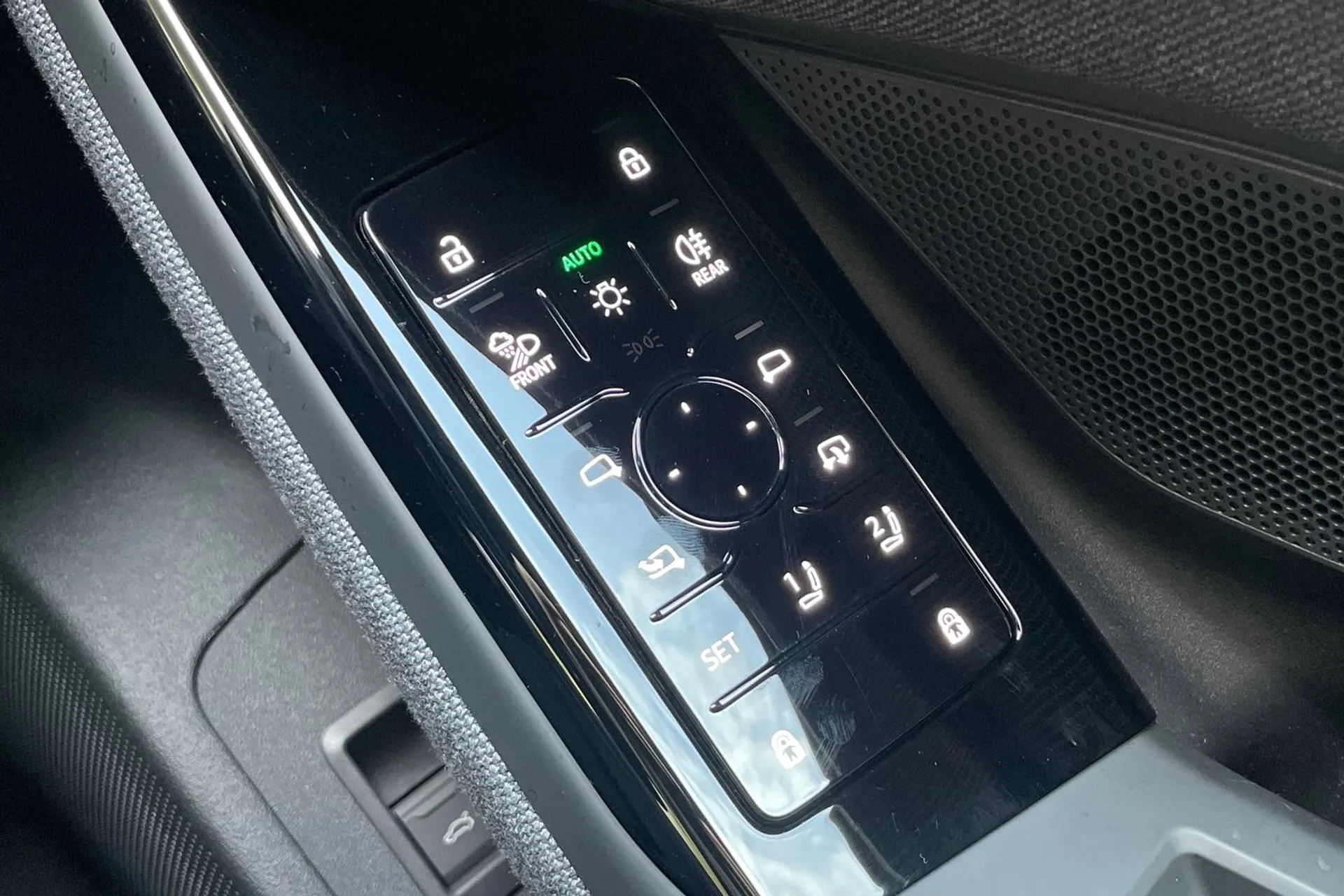 Audi A6 thumbnail image number 58