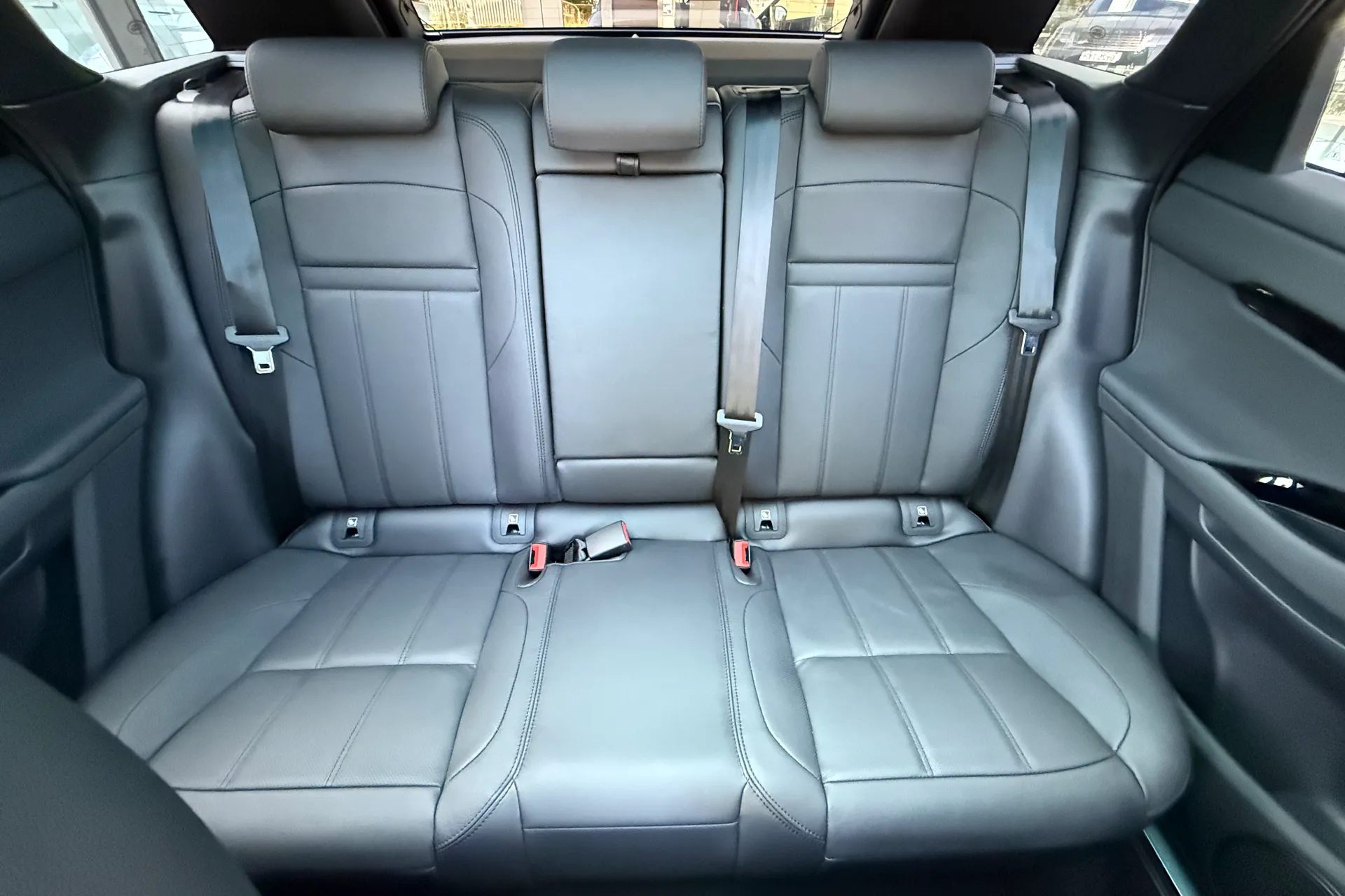 LAND ROVER RANGE ROVER EVOQUE thumbnail image number 11