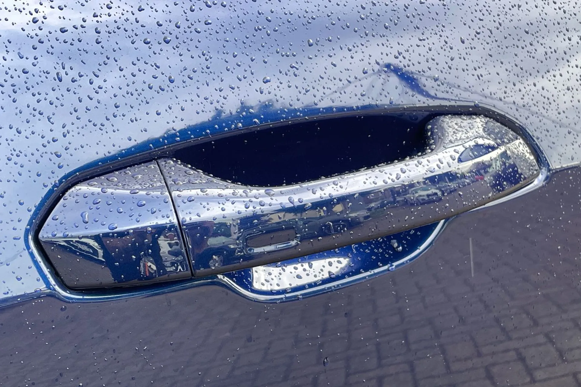 Audi Q8 thumbnail image number 45