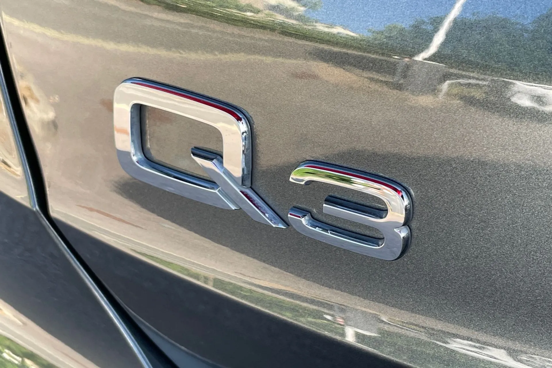 Audi Q3 thumbnail image number 48
