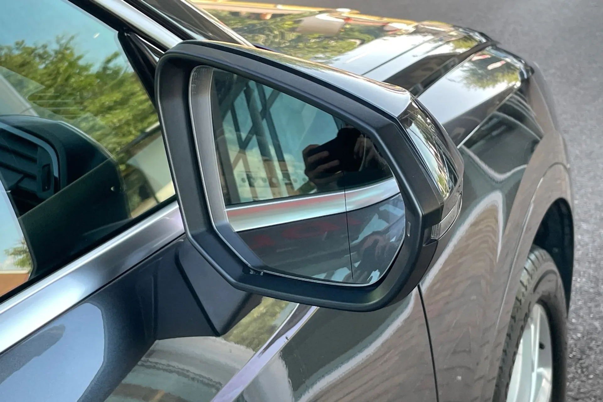 Audi Q3 thumbnail image number 47